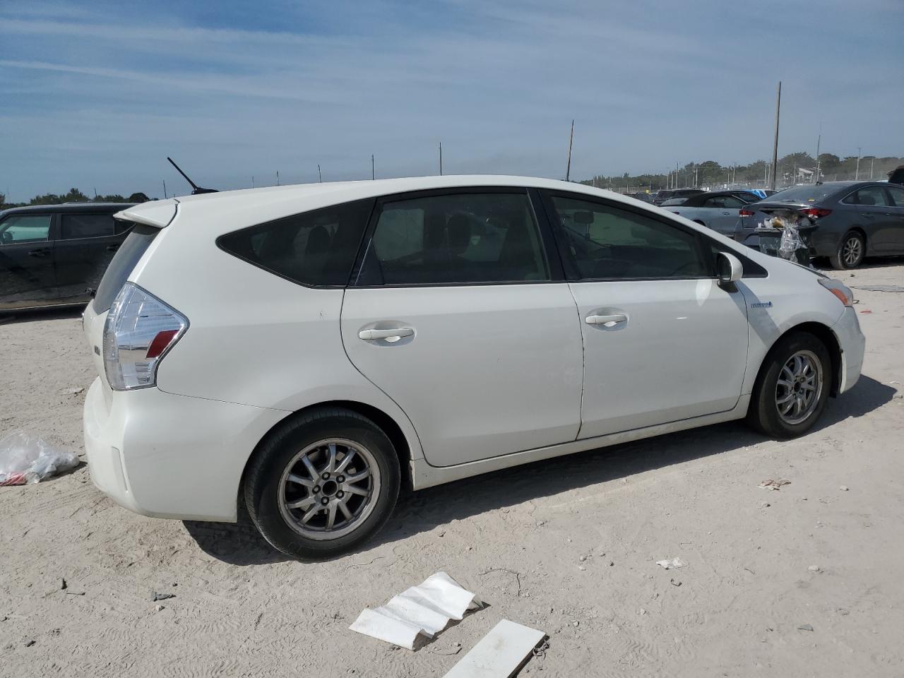 2012 Toyota Prius - Image 3