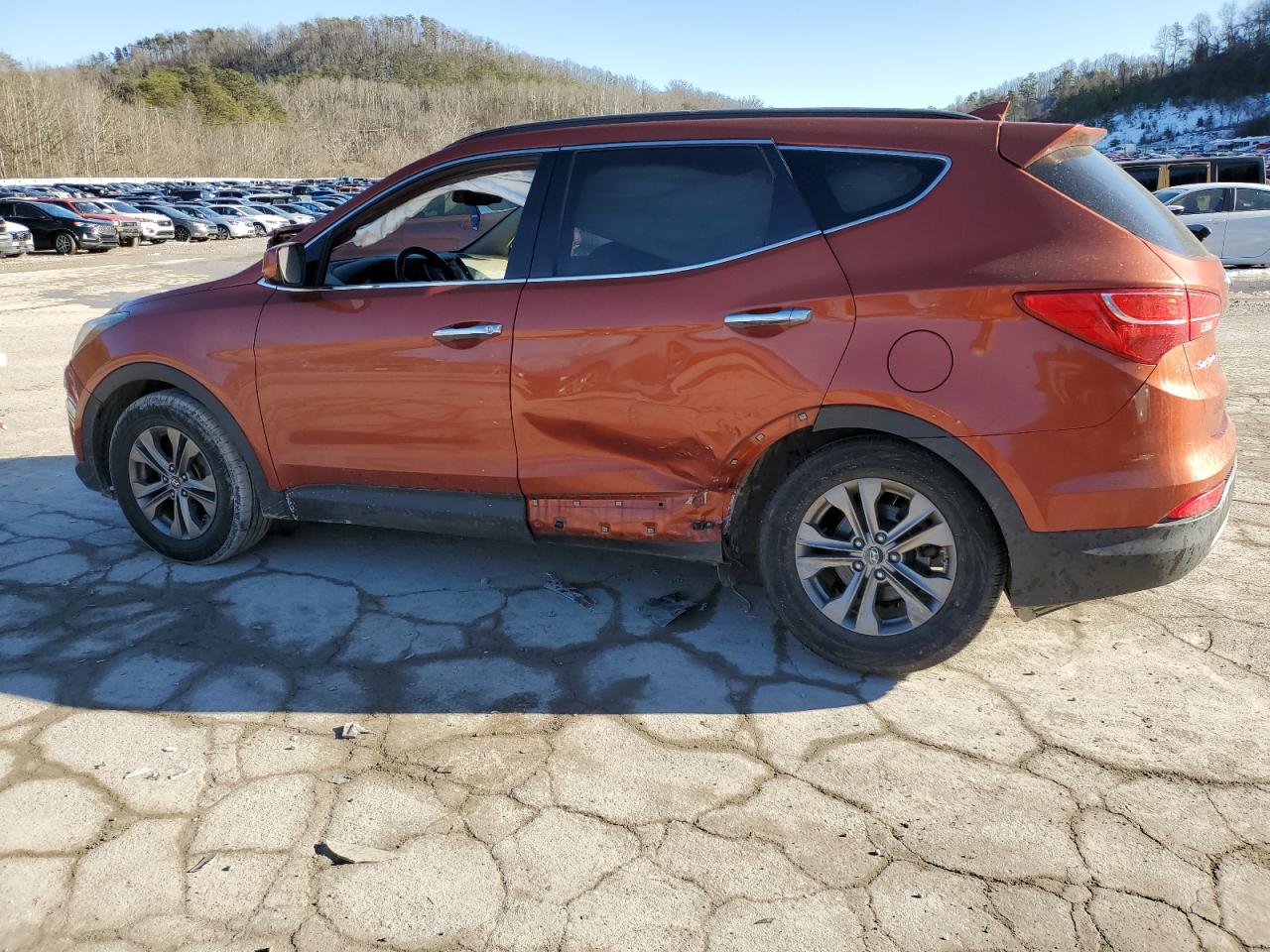 2014 Hyundai Santa Fe - Image 2