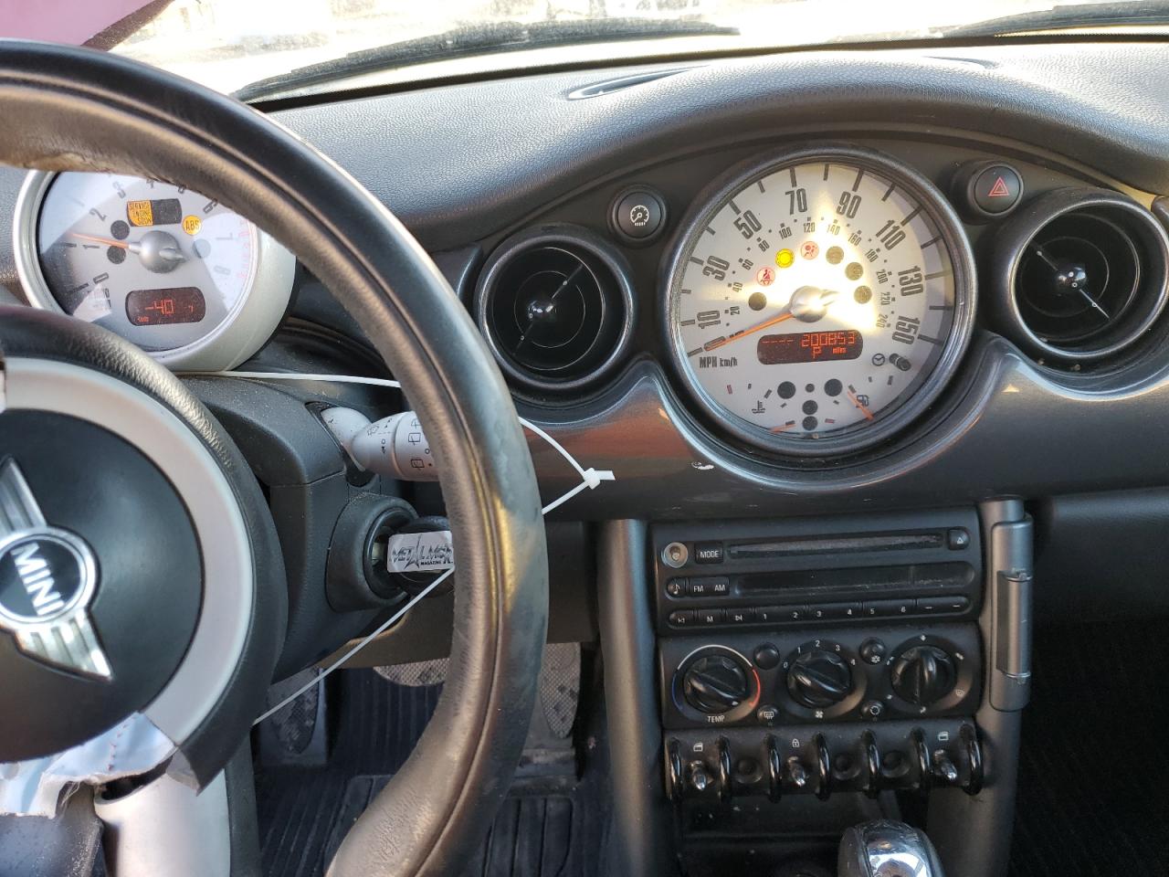 2006 MINI Cooper - Image 9