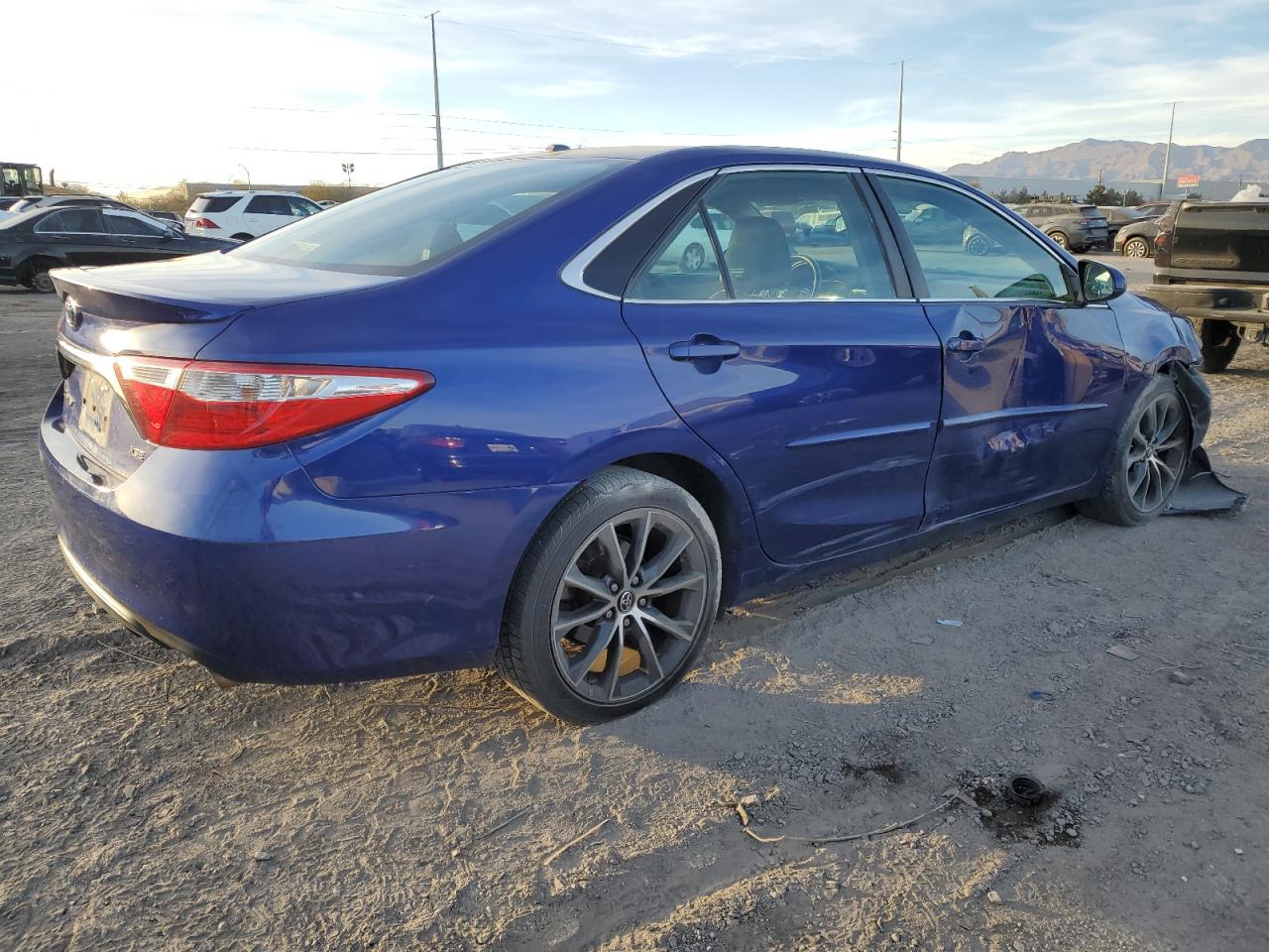 2016 Toyota Camry - Image 3