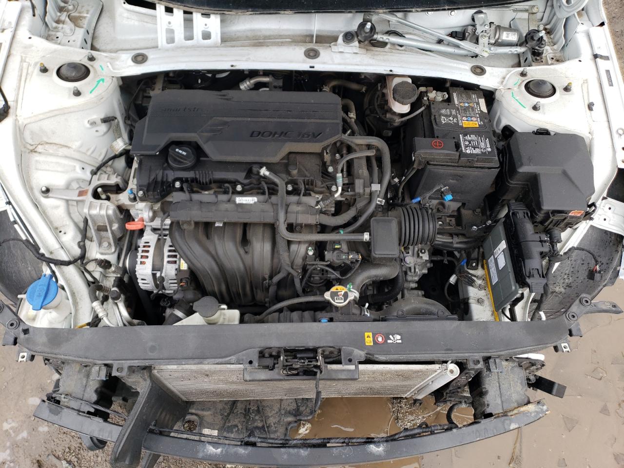 2021 Hyundai Elantra - Image 11