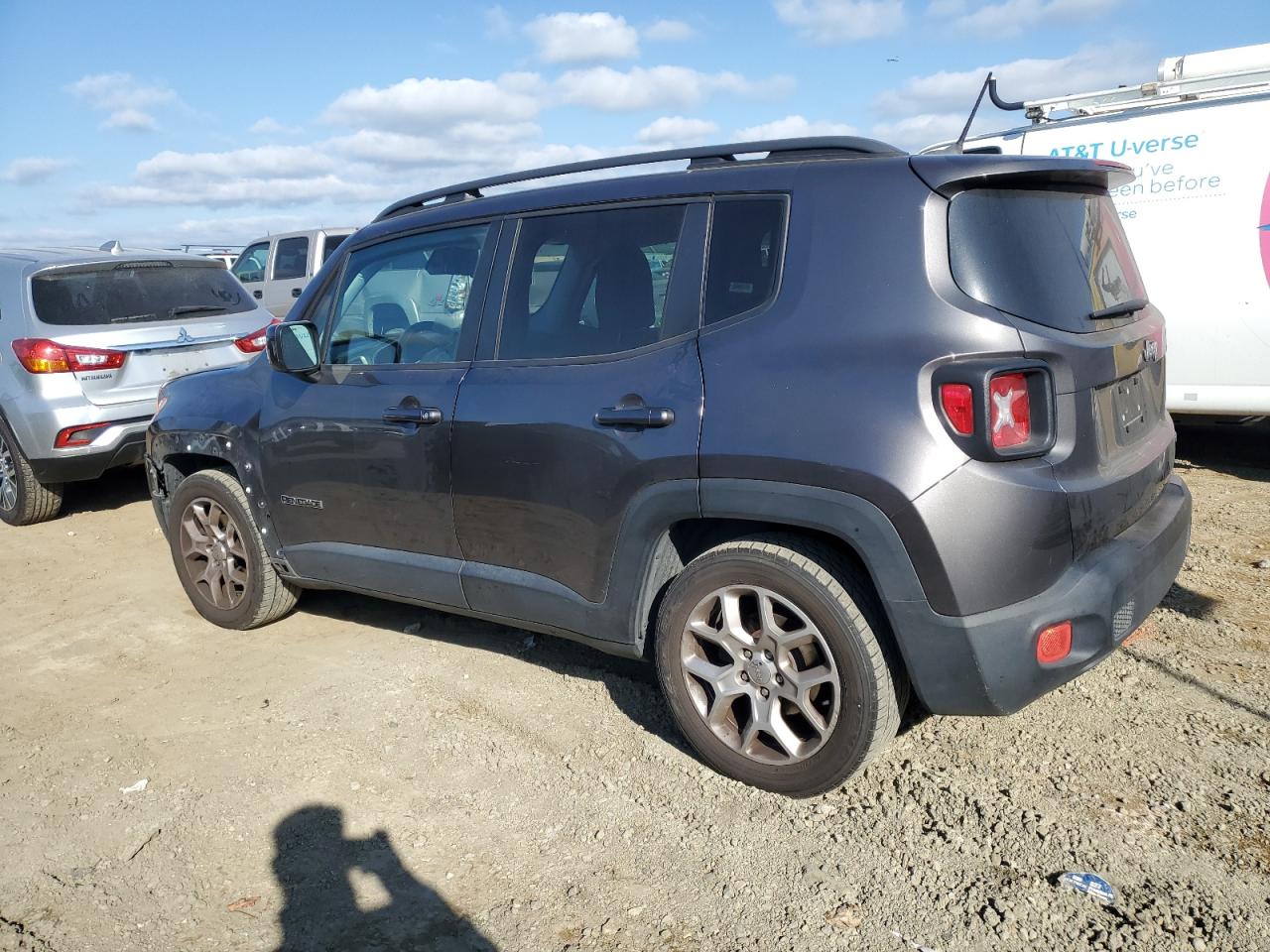 2017 Jeep Renegade - Image 2