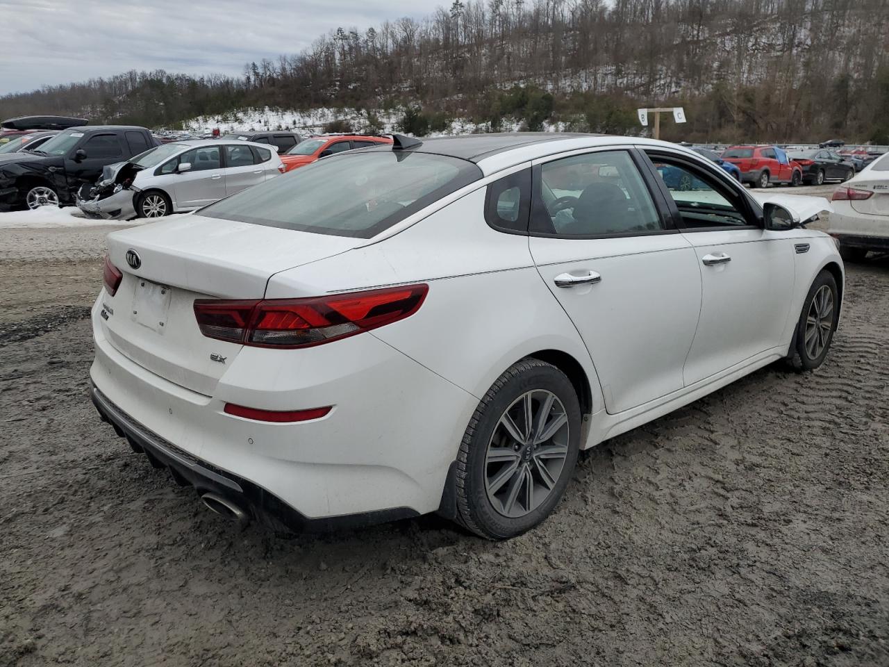2019 Kia Optima - Image 3