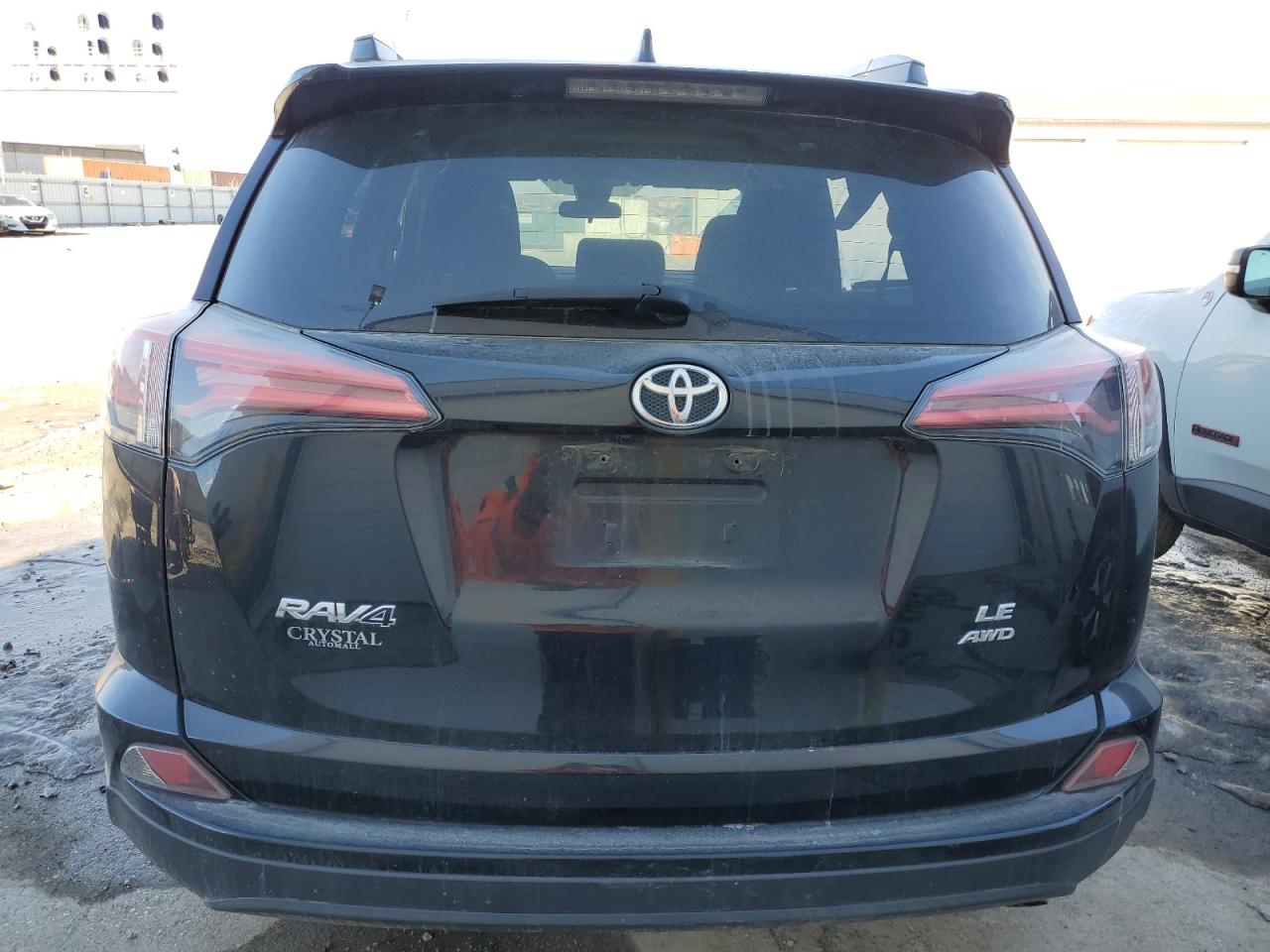 2018 Toyota RAV 4 - Image 6