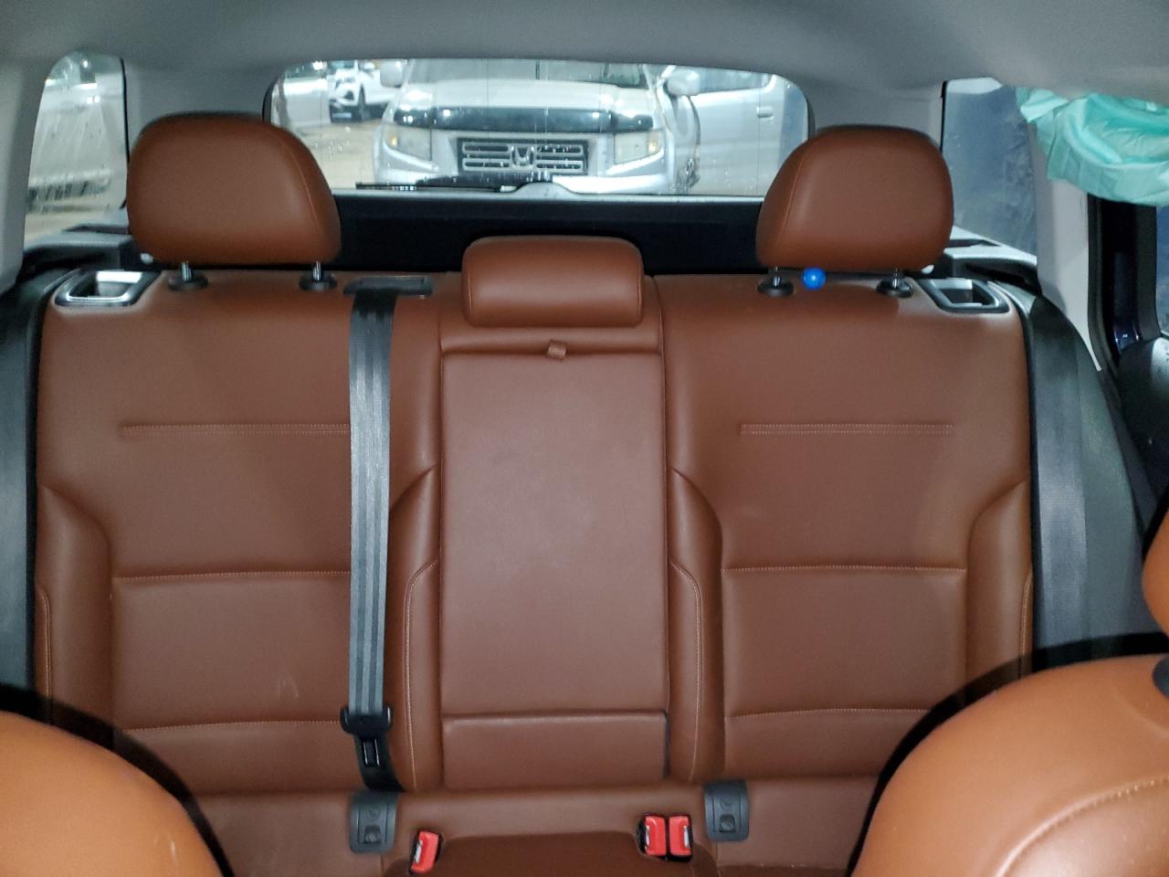 2017 Volkswagen Golf - Image 10