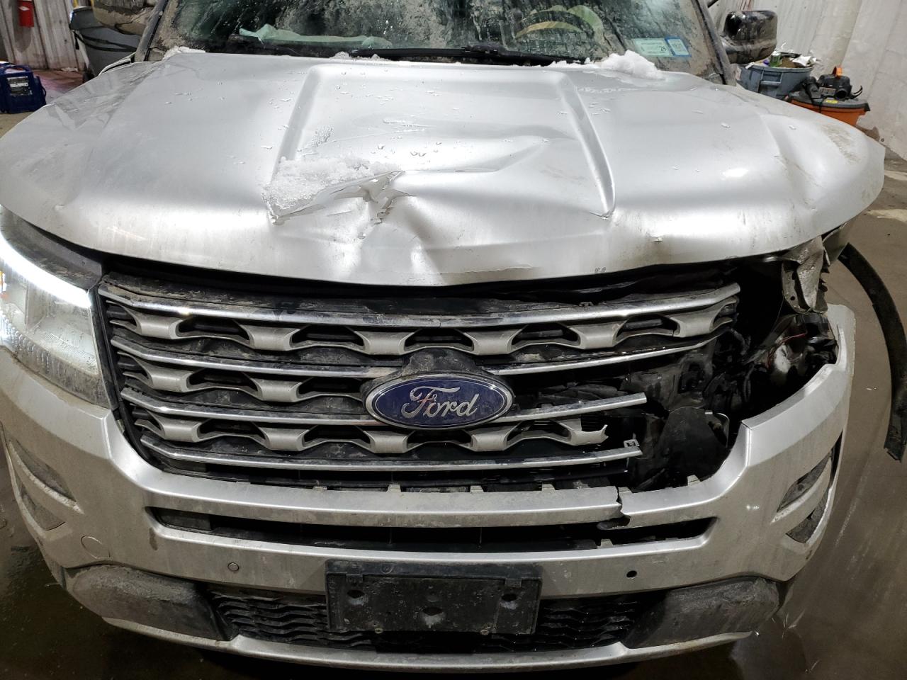 2017 Ford Explorer - Image 14