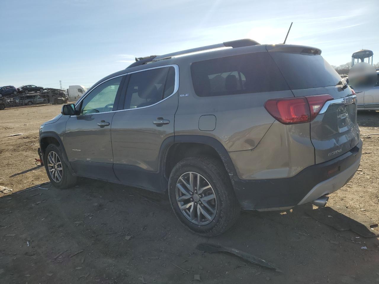 2019 GMC Acadia - Image 2
