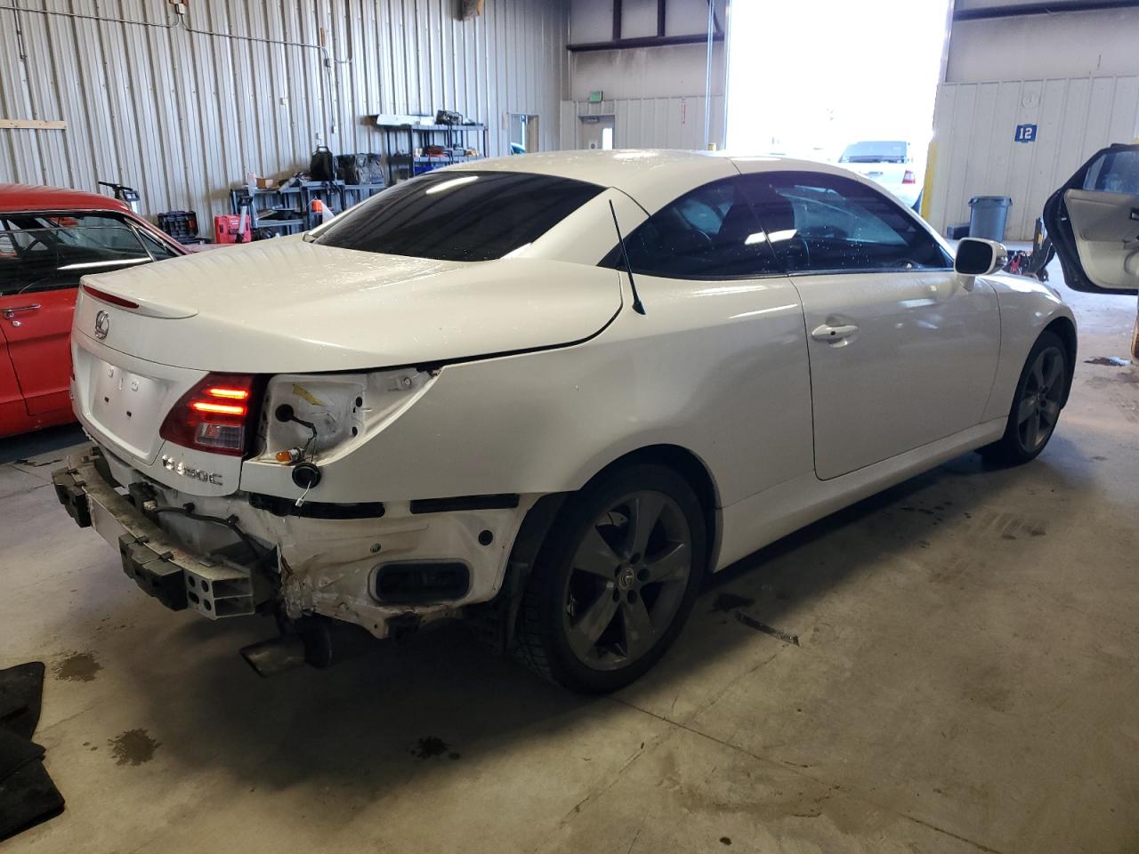 2010 Lexus IS - Image 3