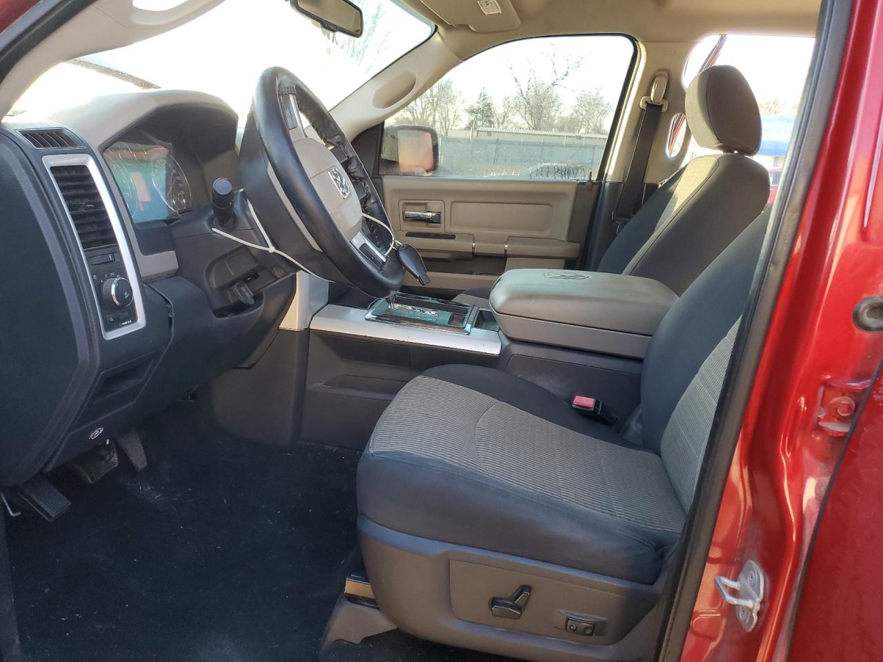 2010 Dodge RAM - Image 7