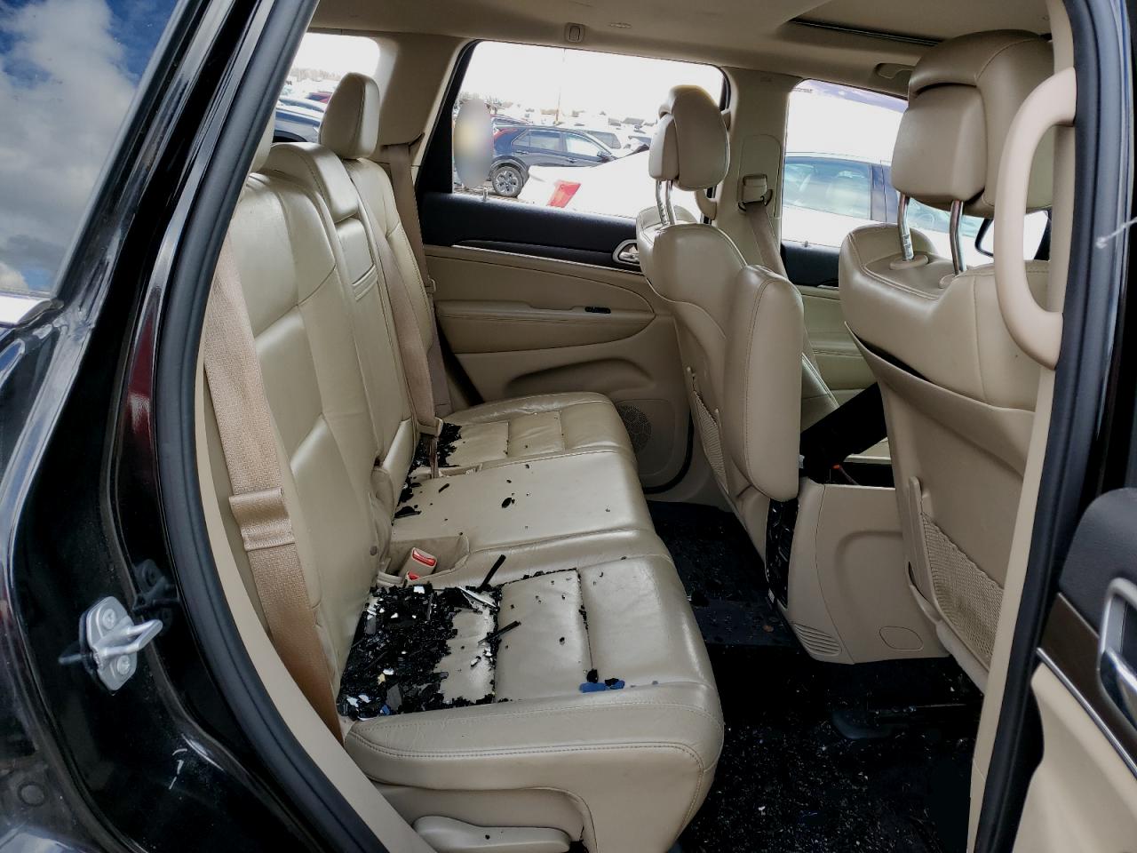 2018 Jeep Grand Cherokee - Image 10