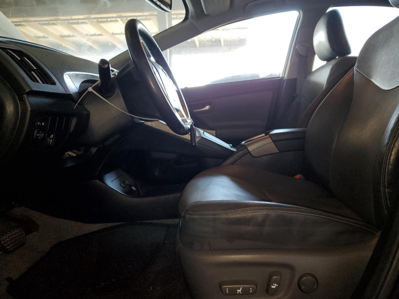 2014 Toyota Prius - Image 7