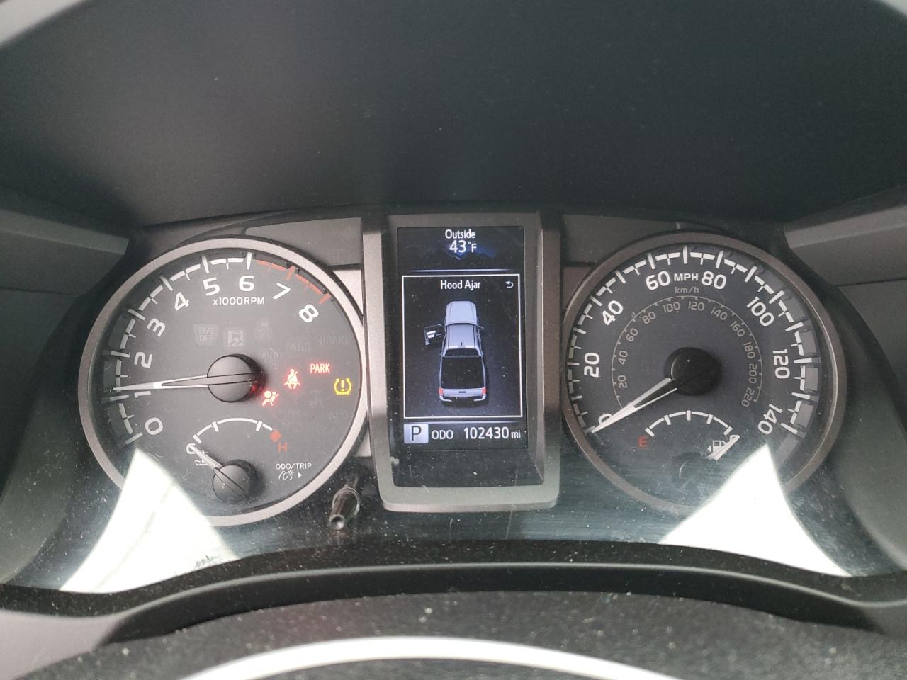 2016 Toyota Tacoma - Image 9