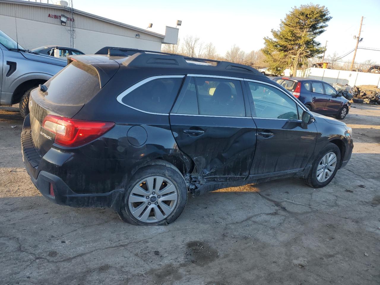 2019 Subaru Outback - Image 3