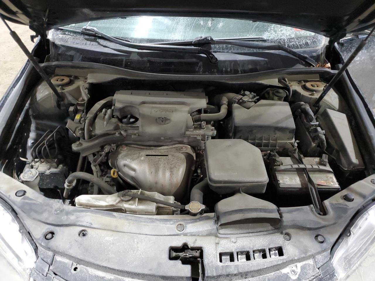 2015 Toyota Camry - Image 11