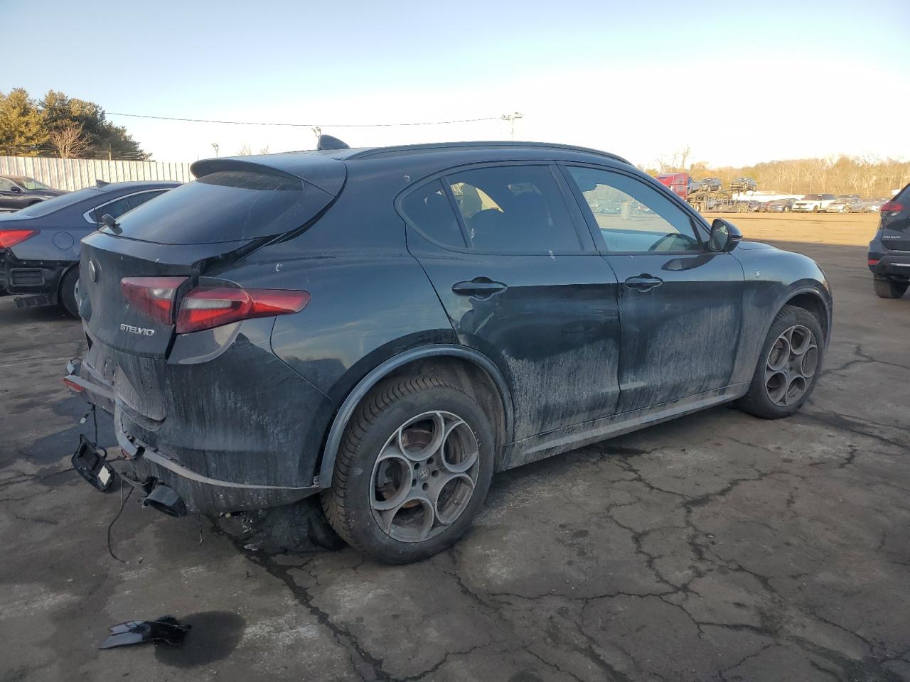 2022 Alfa Romeo Stelvio - Image 3