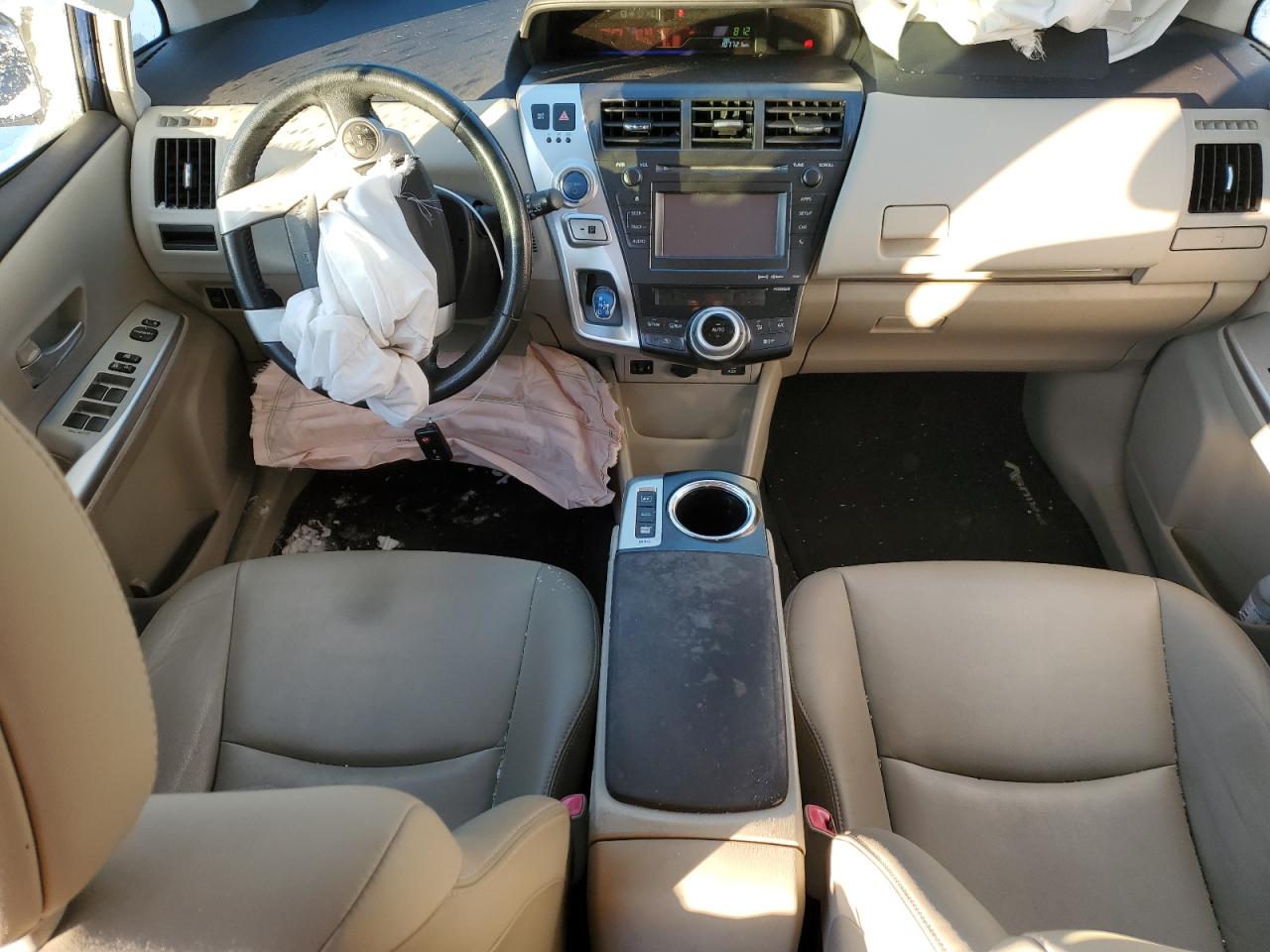 2013 Toyota Prius - Image 8