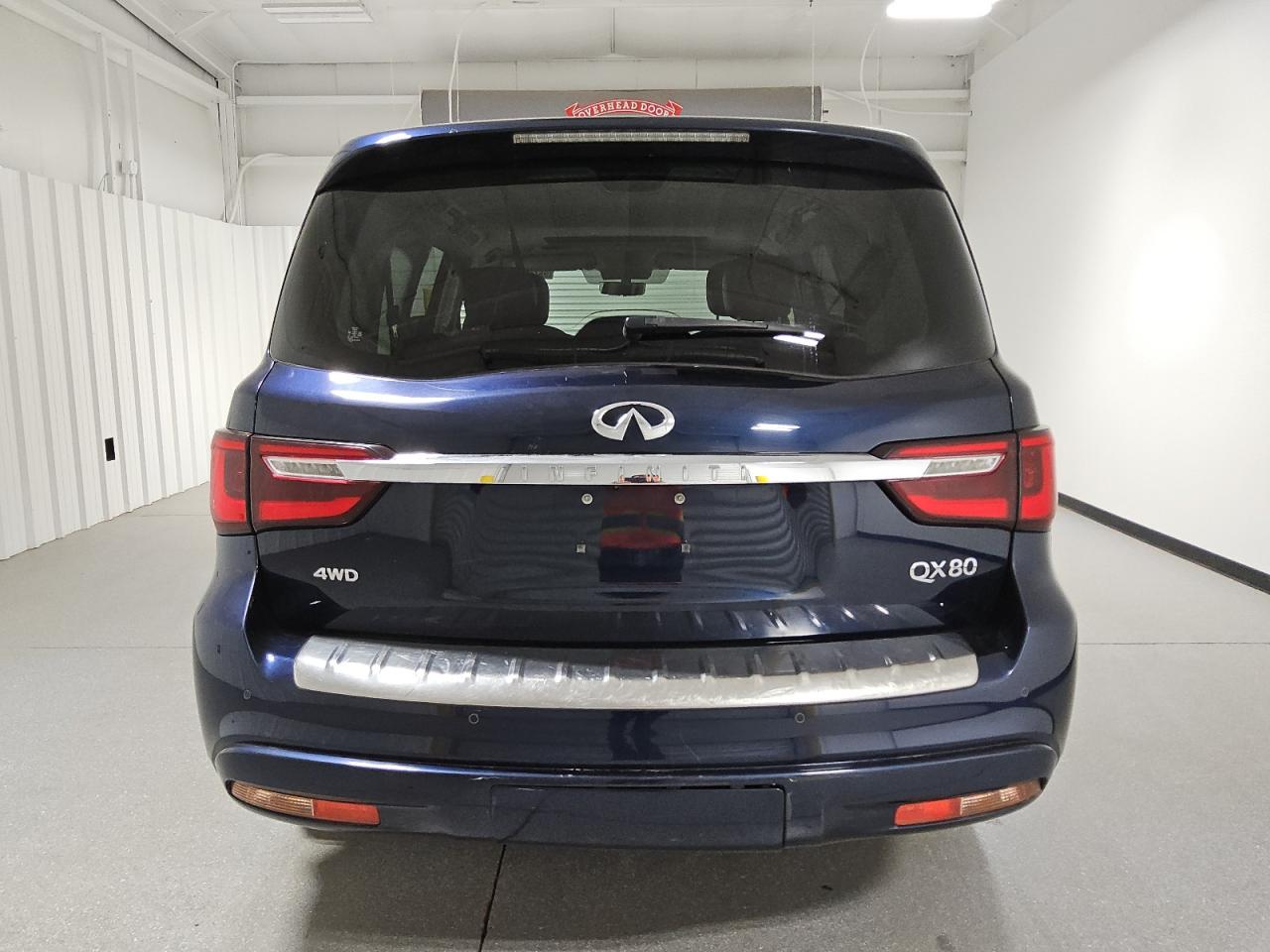 2021 Infiniti QX80 - Image 6