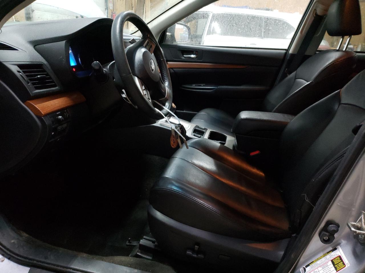 2014 Subaru Outback - Image 7