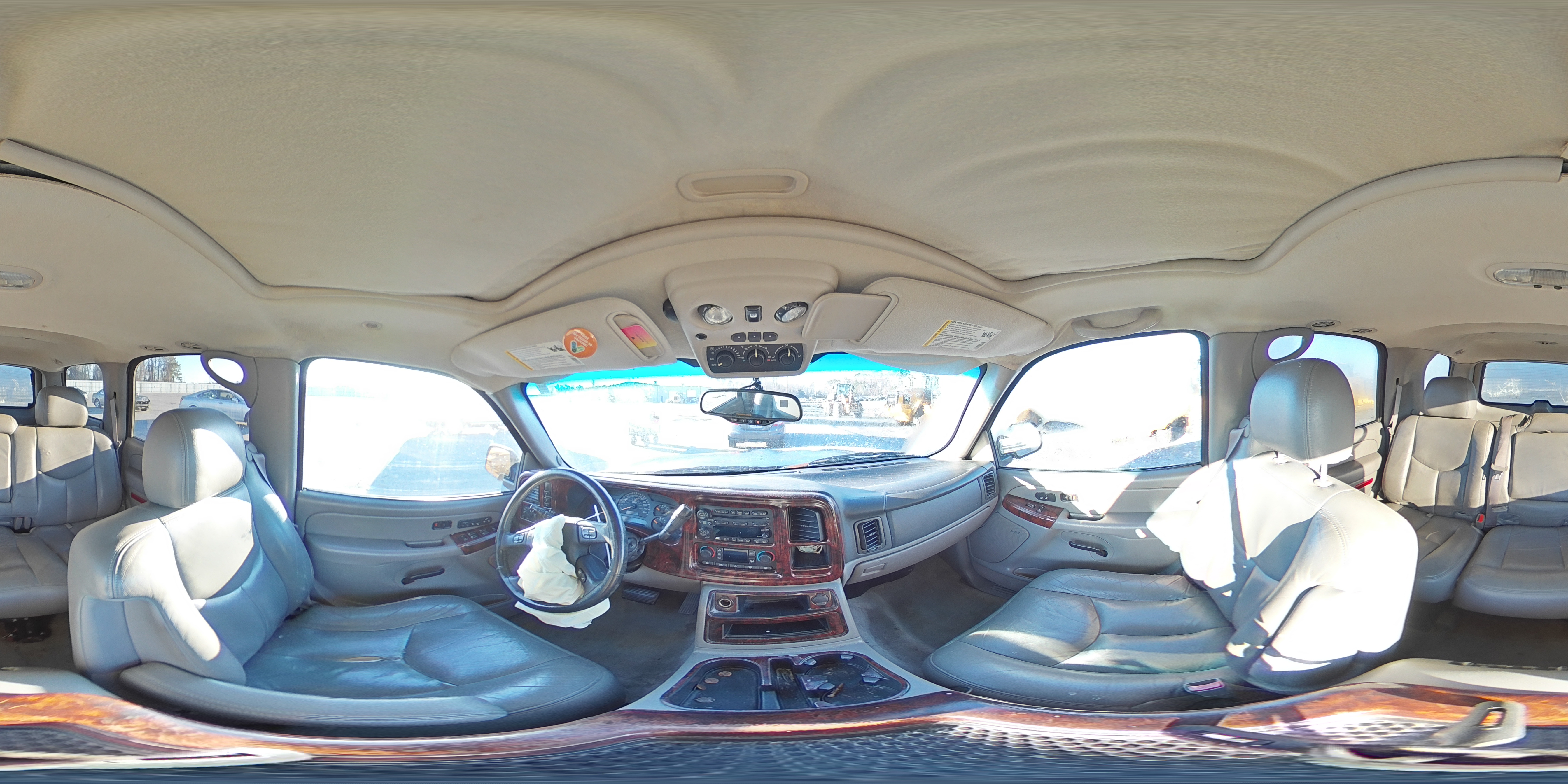 2004 Chevrolet Tahoe - Image 14