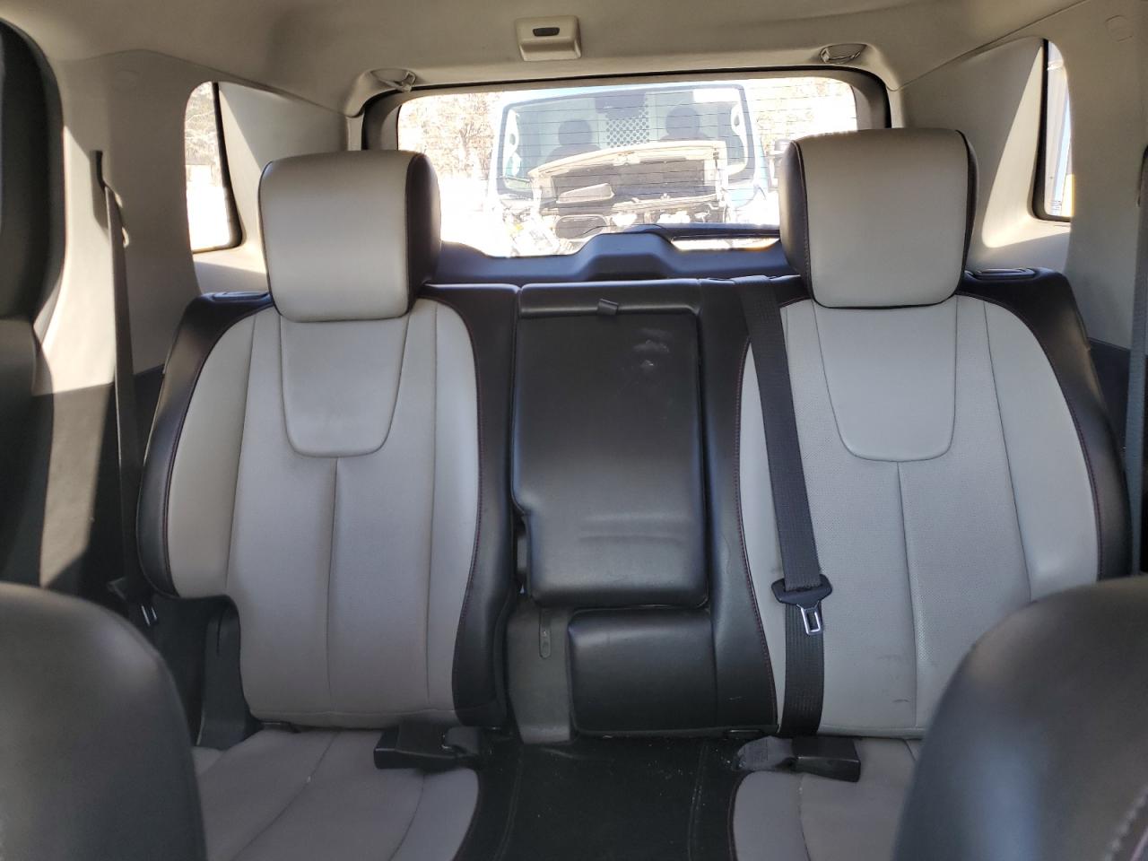 2010 GMC Terrain - Image 10
