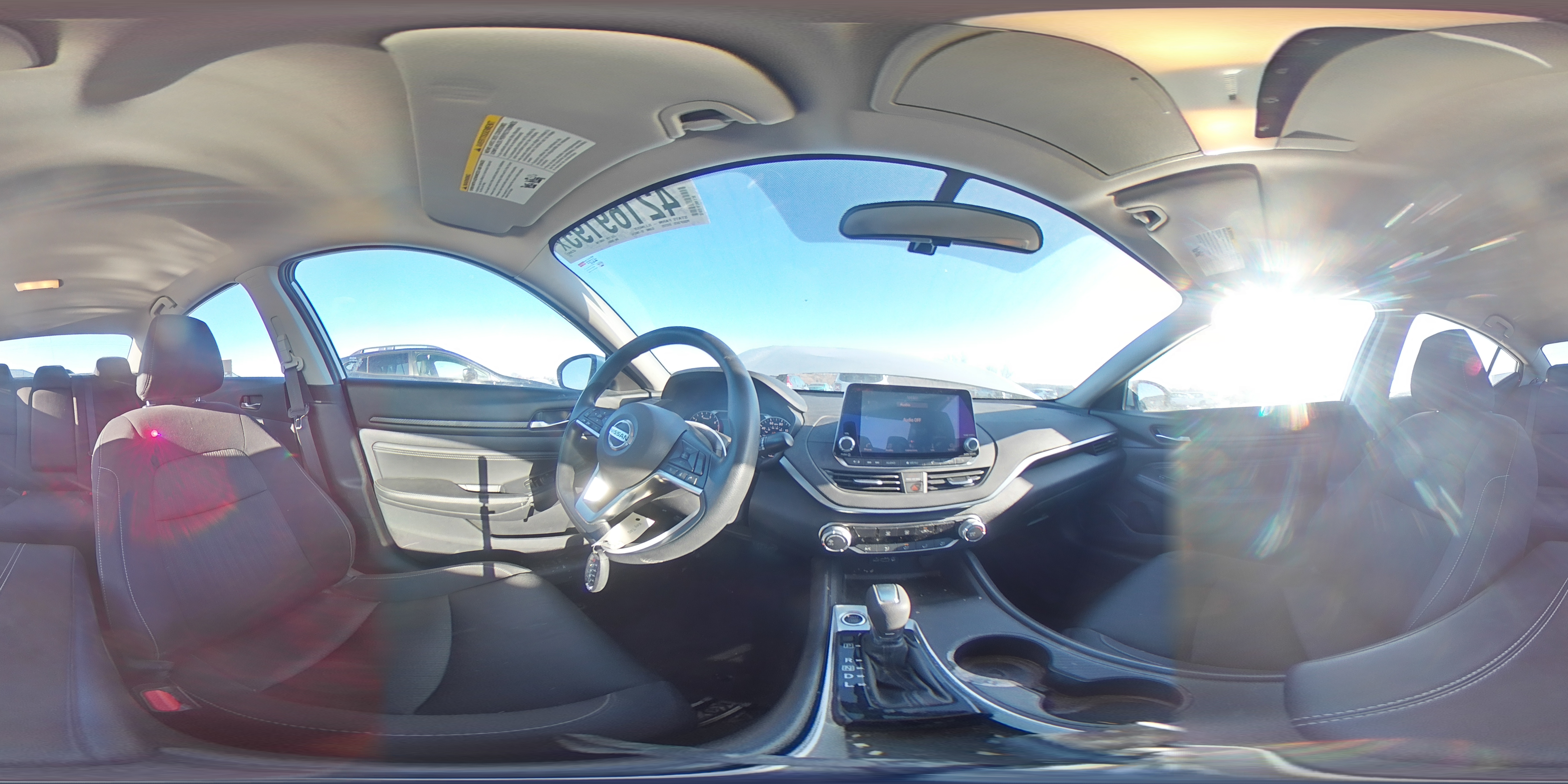 2020 Nissan Altima - Image 14