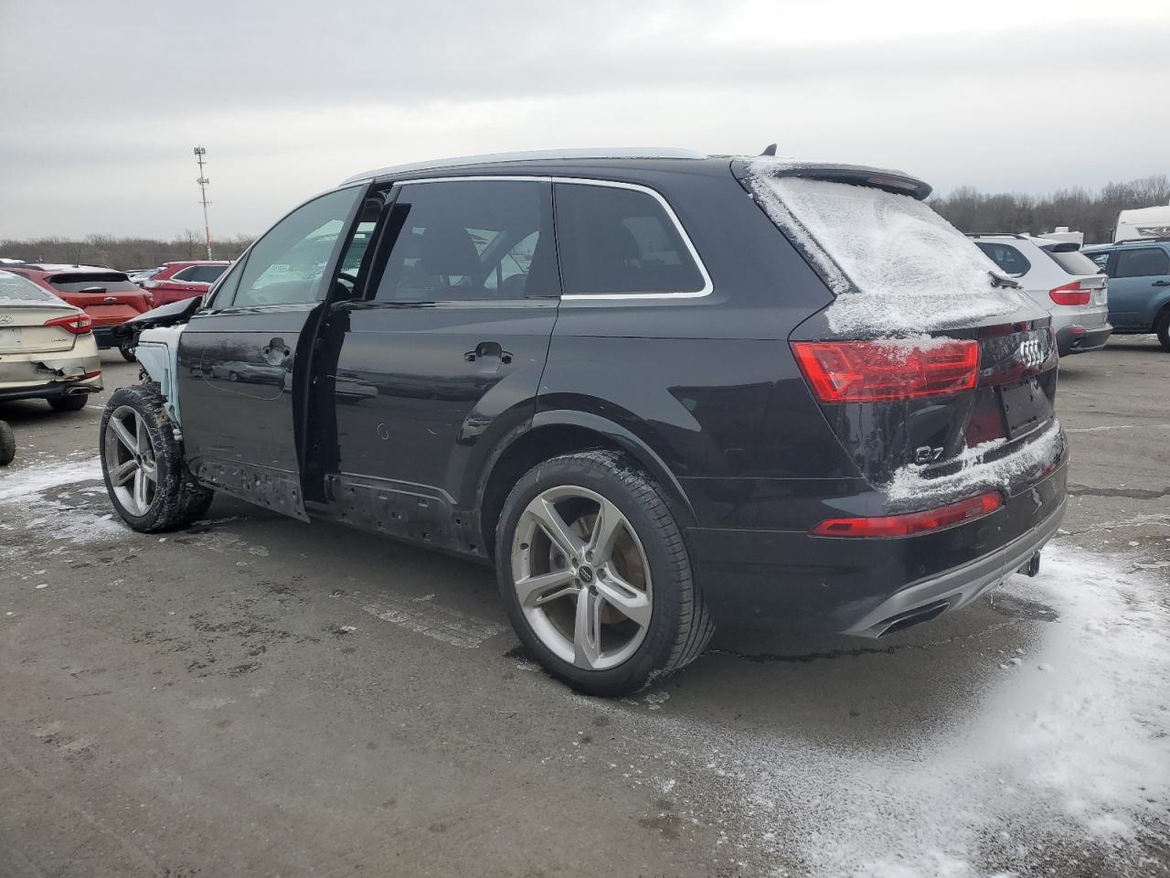 2019 Audi Q7 - Image 2