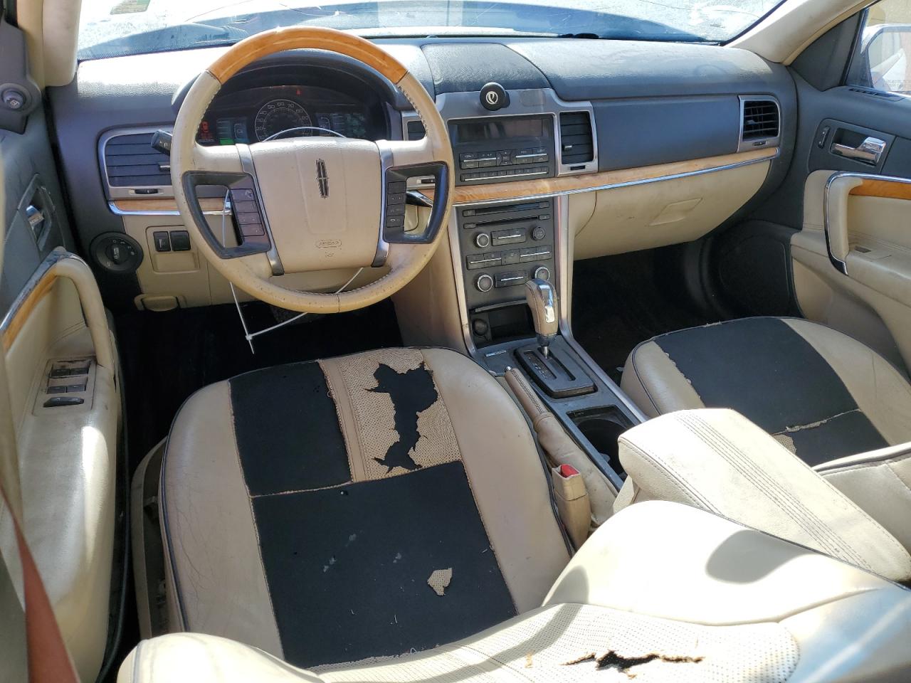 2011 Lincoln MKZ - Image 8