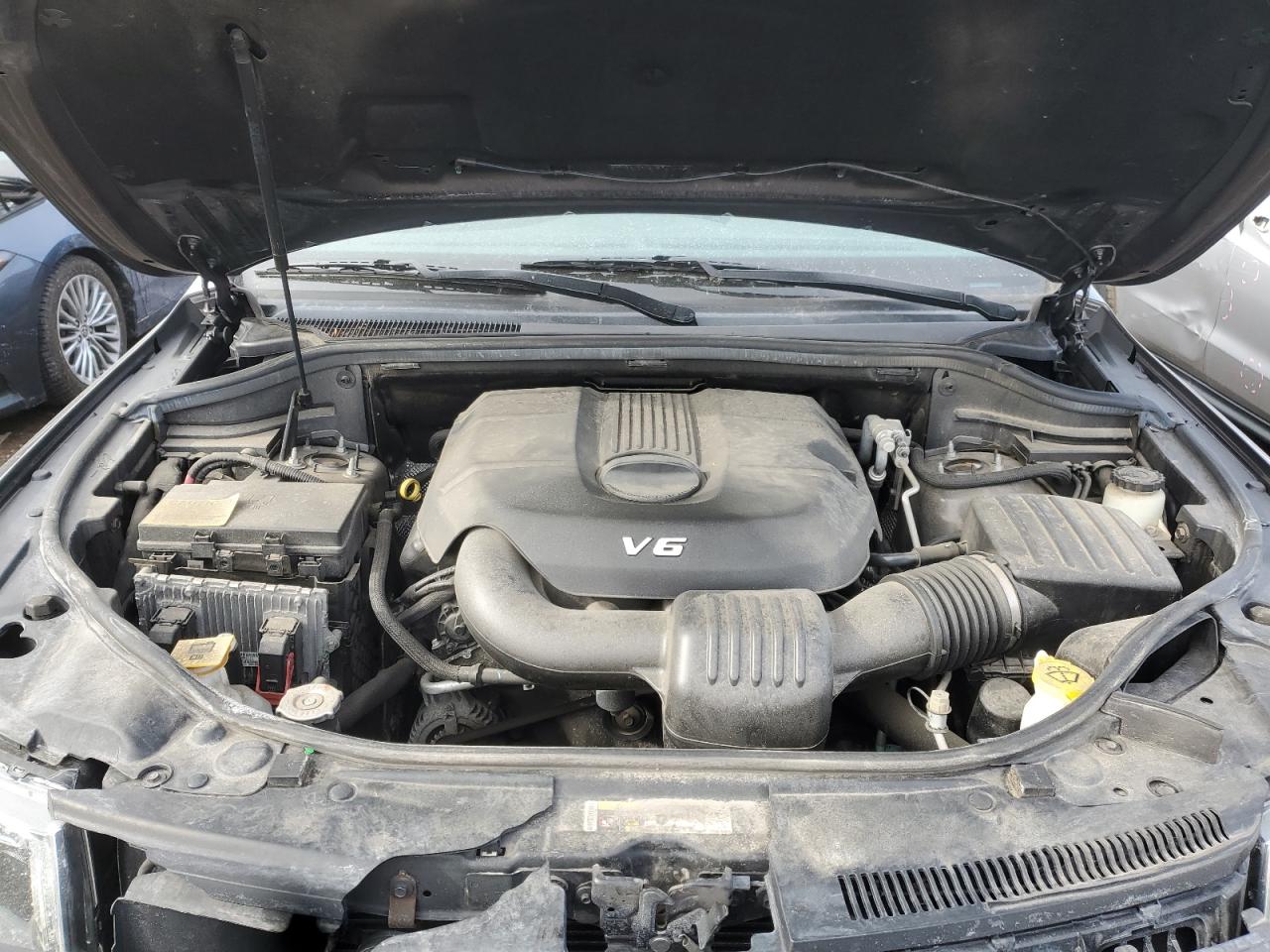 2015 Jeep Grand Cherokee - Image 11