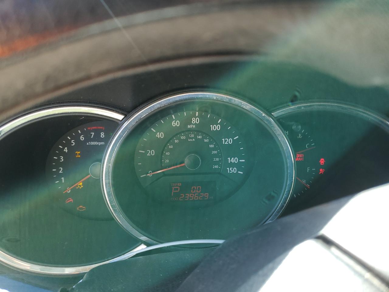 2011 Kia Sorento - Image 9