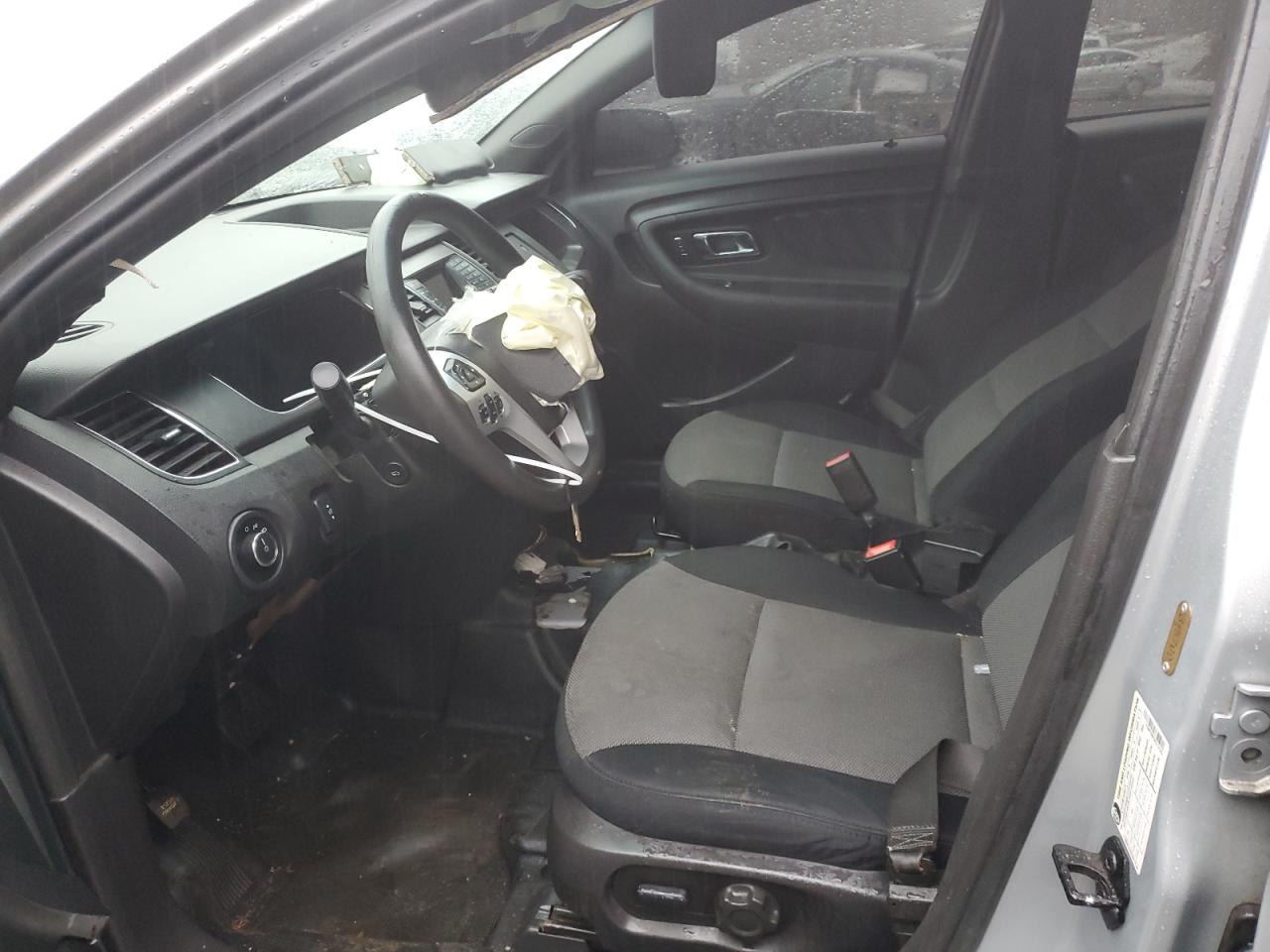 2014 Ford Taurus - Image 7