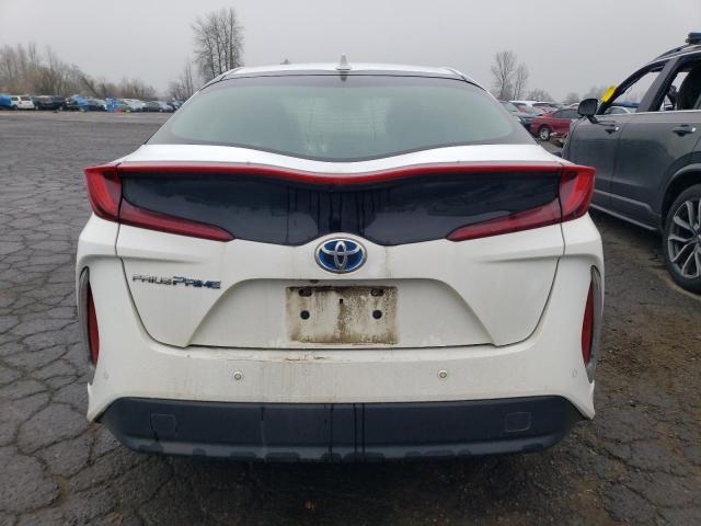  TOYOTA PRIUS 2018 Белы