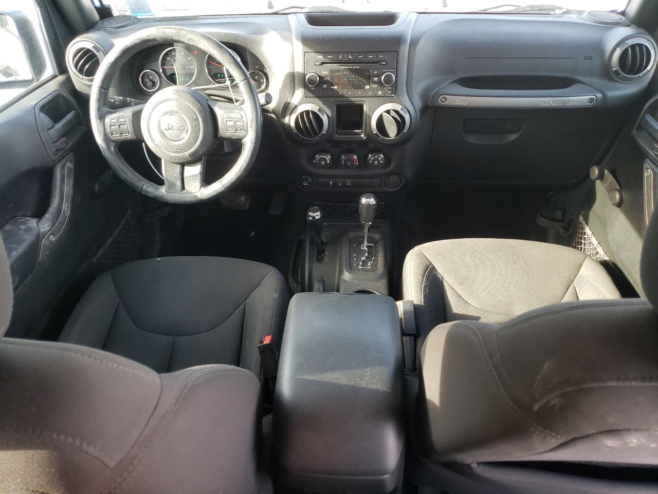 2017 Jeep Wrangler - Image 8