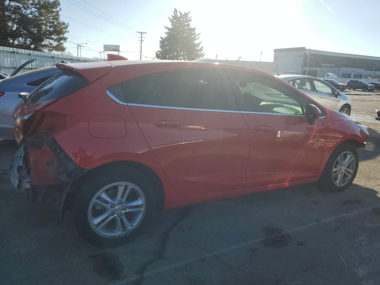 2018 Chevrolet Cruze - Image 3