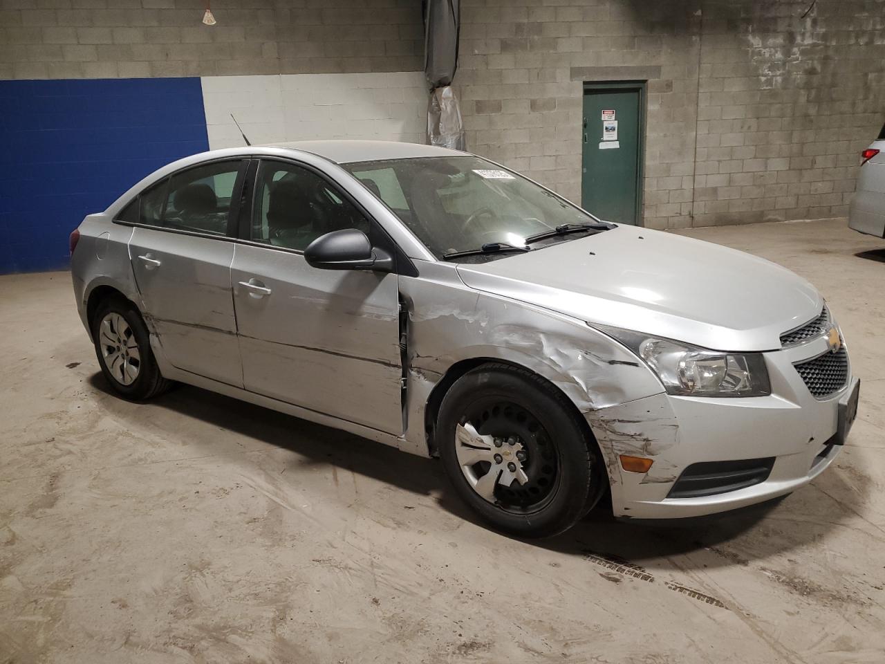 VIN 1G1PA5SG3E7204804 2014 CHEVROLET CRUZE no.4