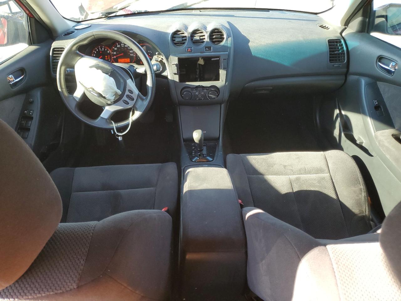 2009 Nissan Altima - Image 8