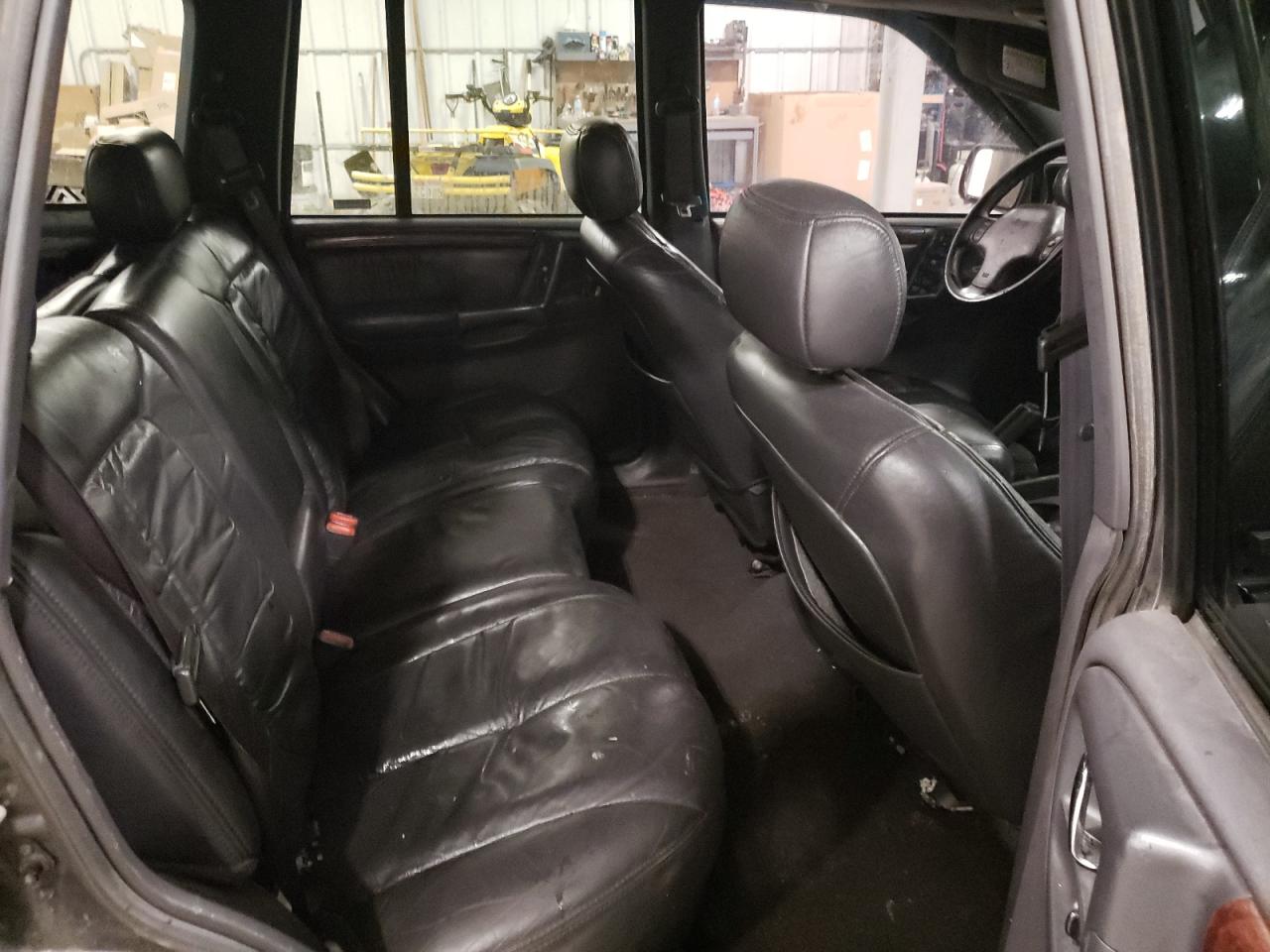 1998 Jeep Grand Cherokee - Image 11
