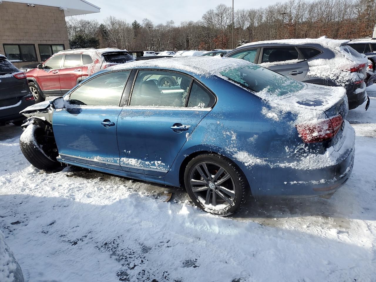 2018 Volkswagen Jetta - Image 2