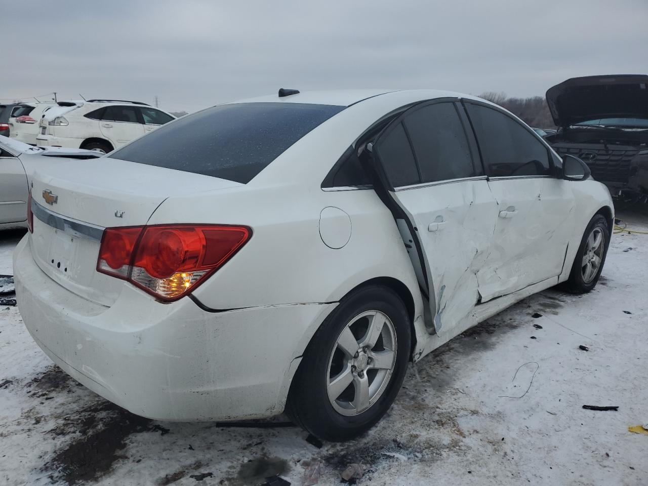 2014 Chevrolet Cruze - Image 3