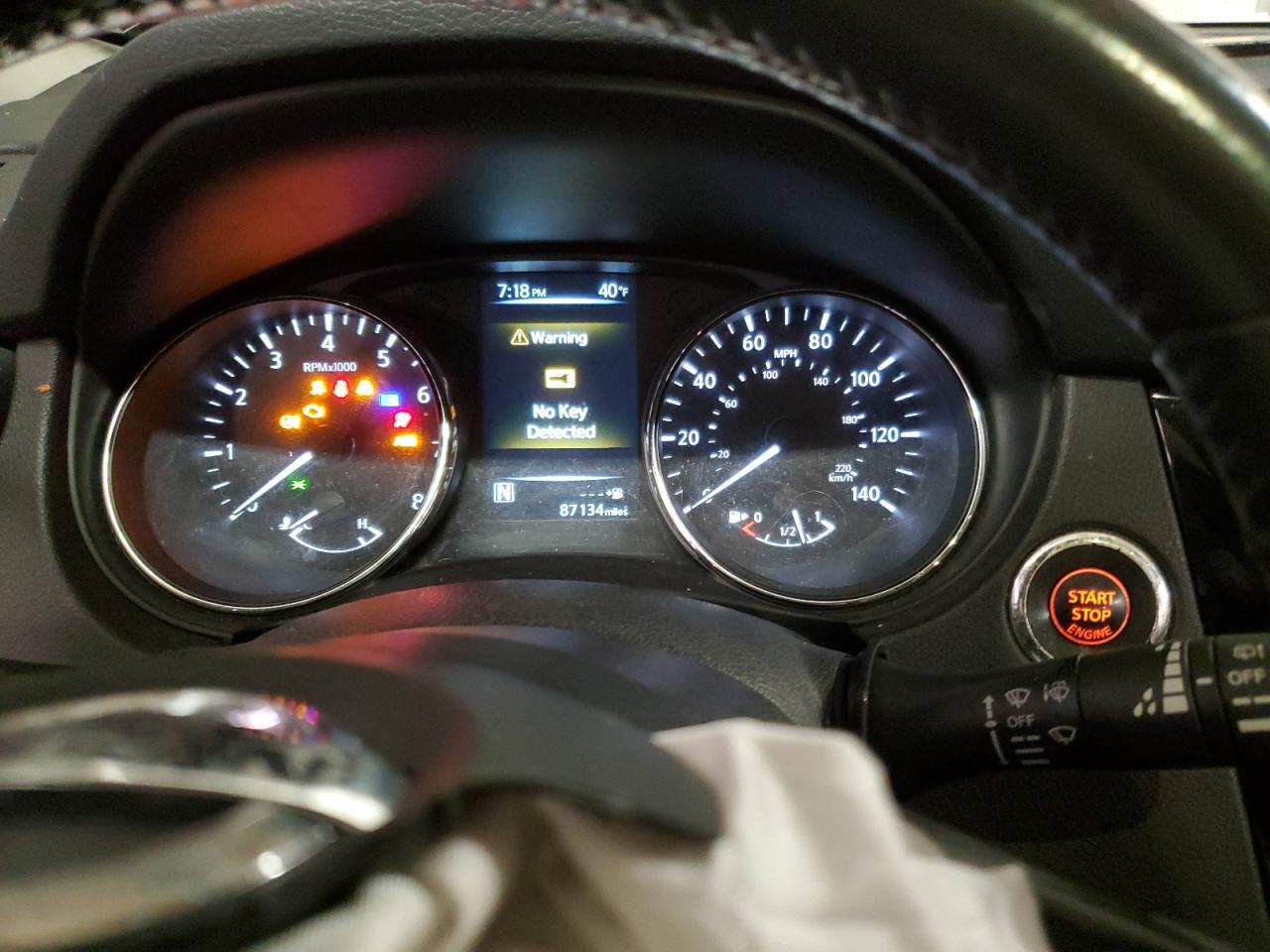 2017 Nissan Rogue - Image 9