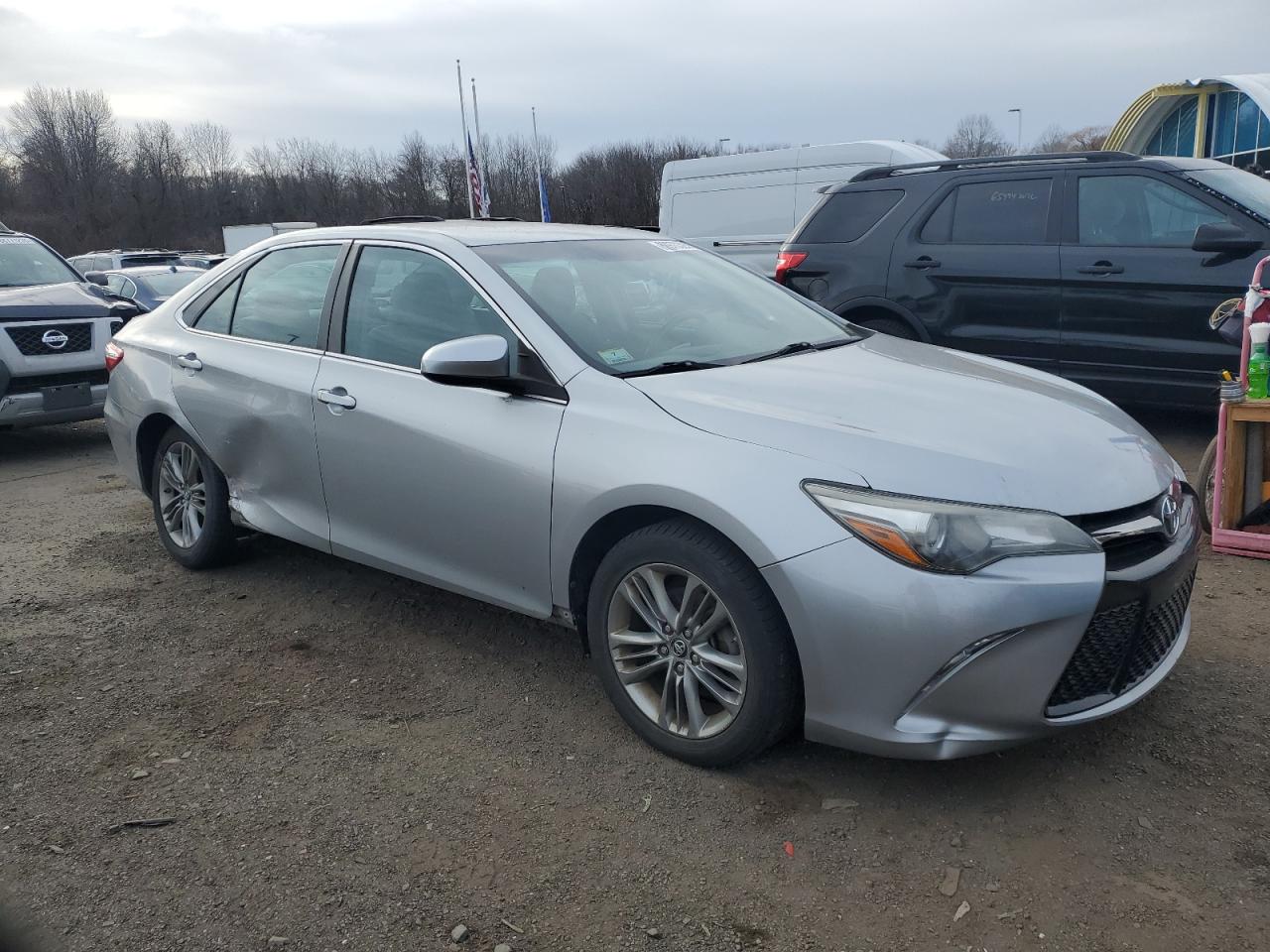 2016 Toyota Camry - Image 4