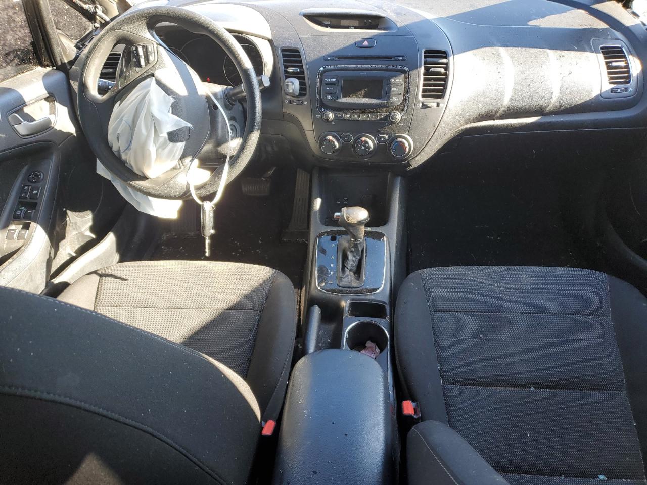 2018 Kia Forte - Image 8