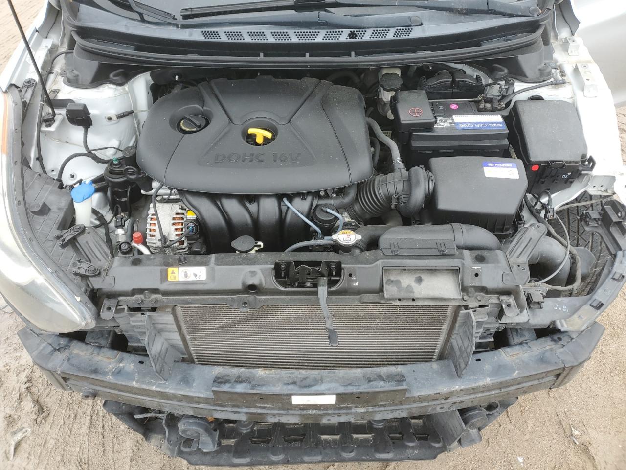 2013 Hyundai Elantra - Image 11