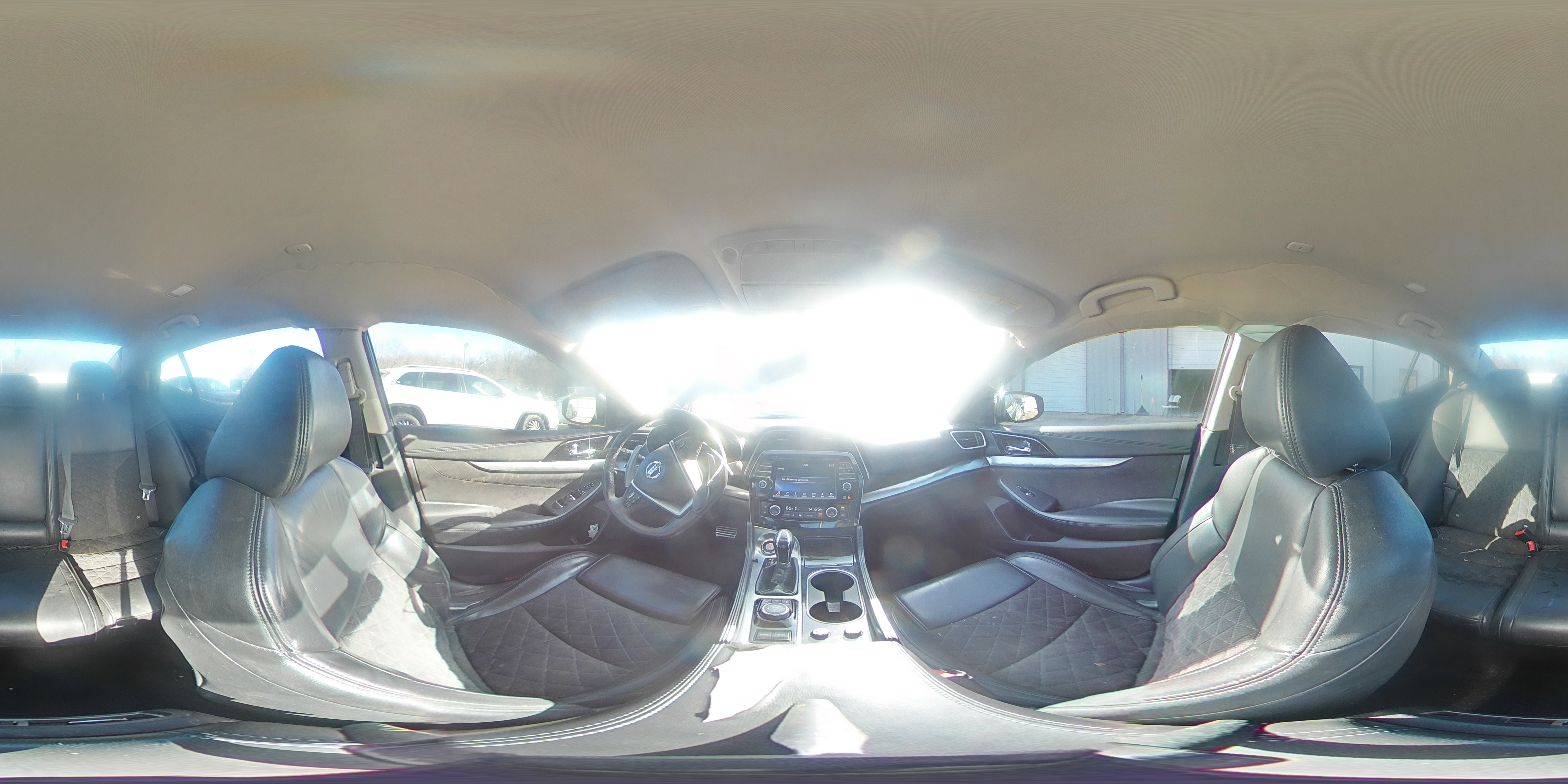 2016 Nissan Maxima - Image 13