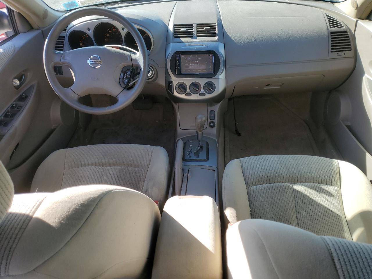 2003 Nissan Altima - Image 8