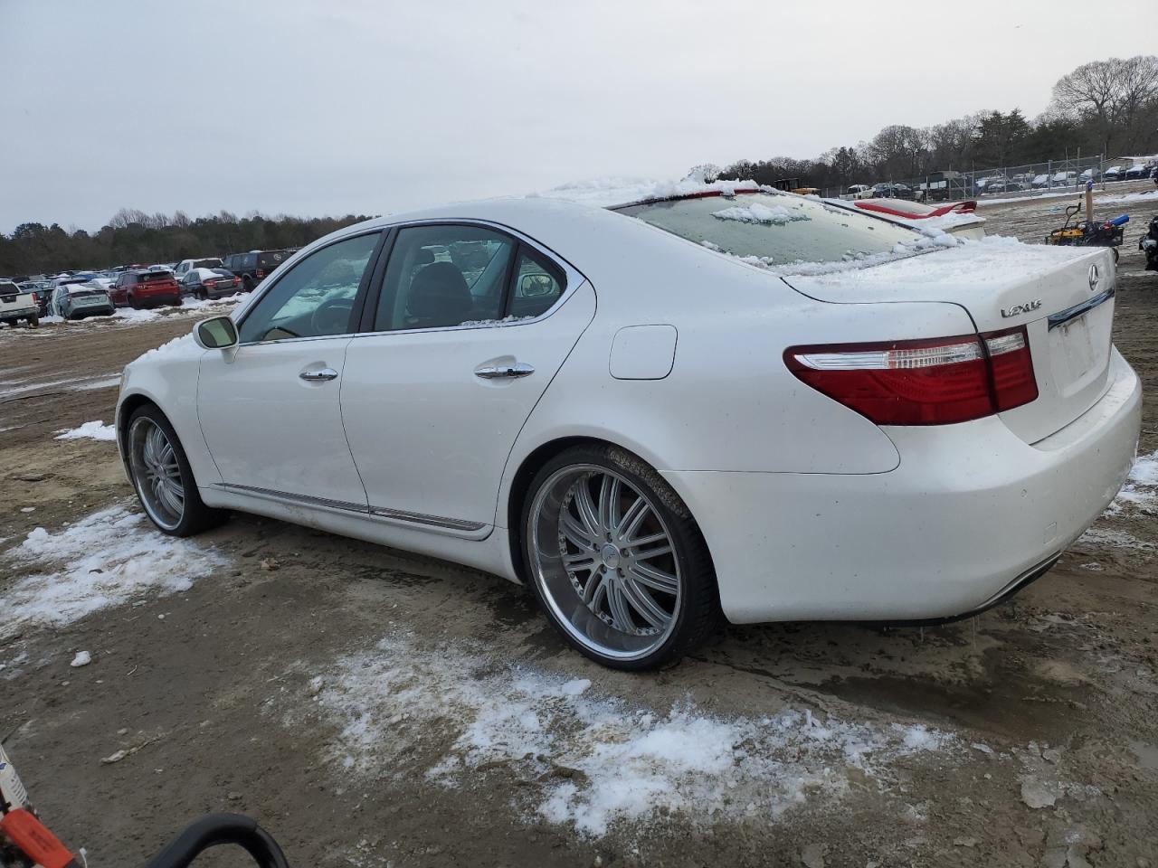 2008 Lexus LS - Image 2