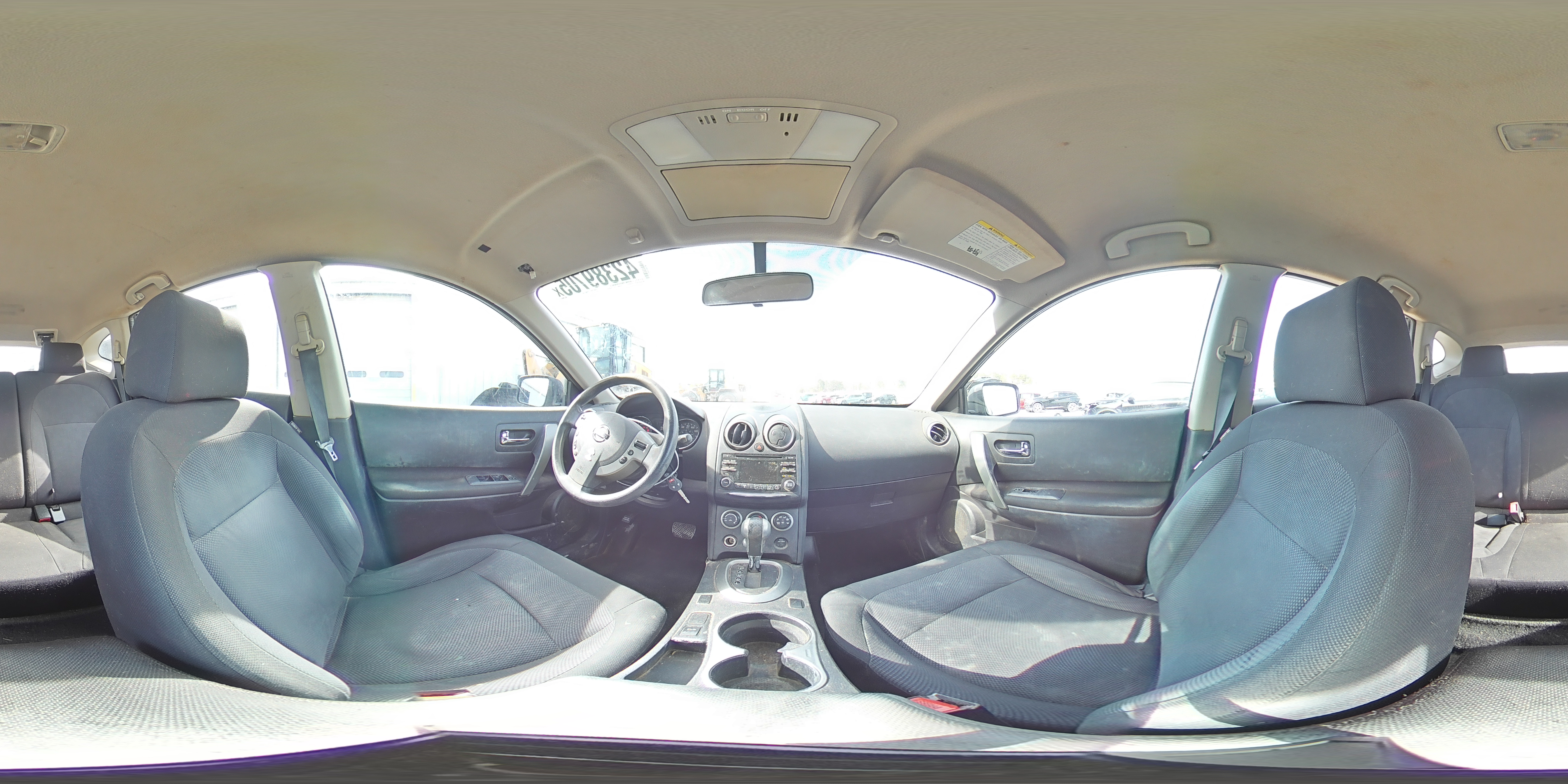 2015 Nissan Rogue - Image 16