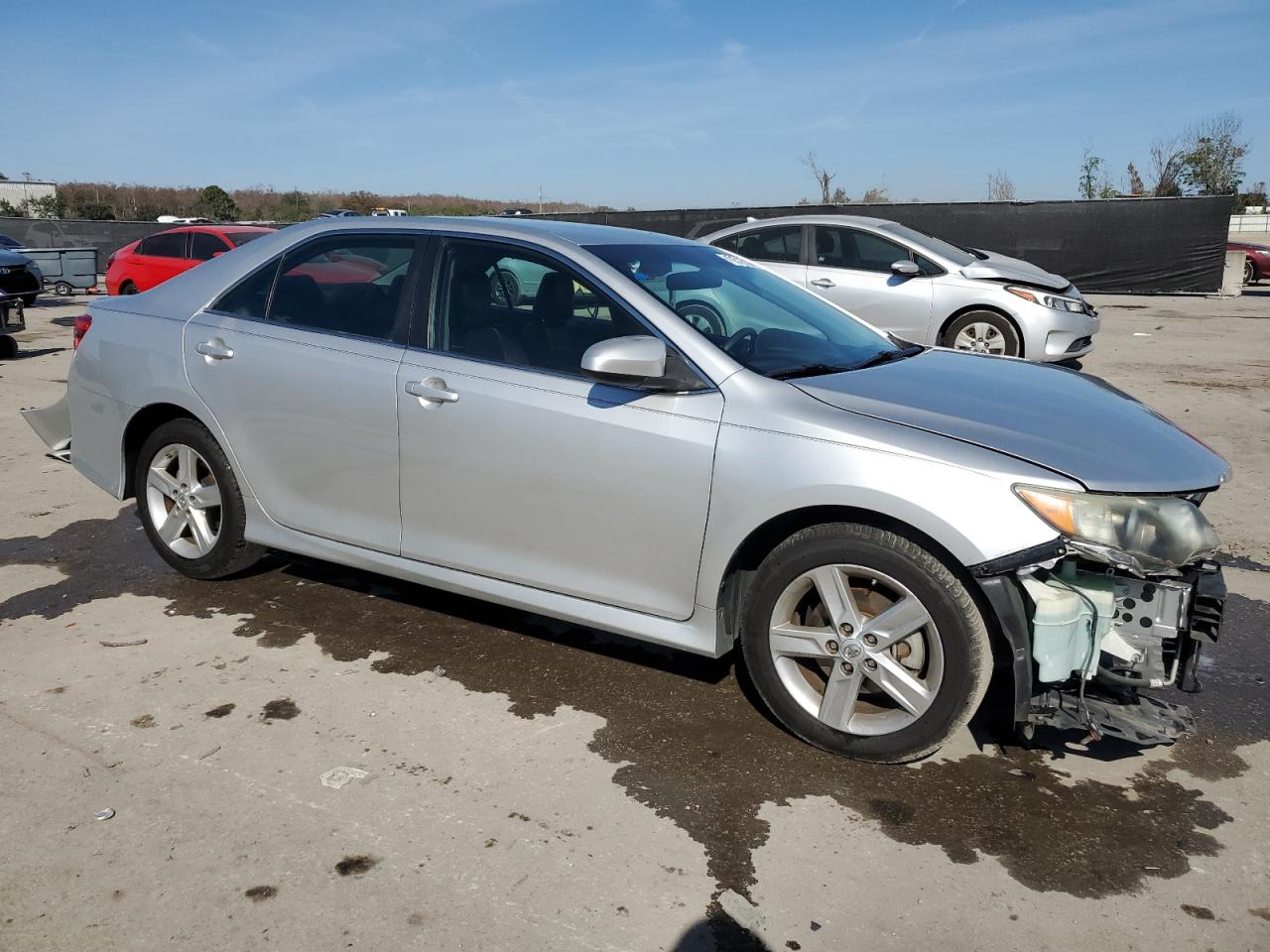 2014 Toyota Camry - Image 4