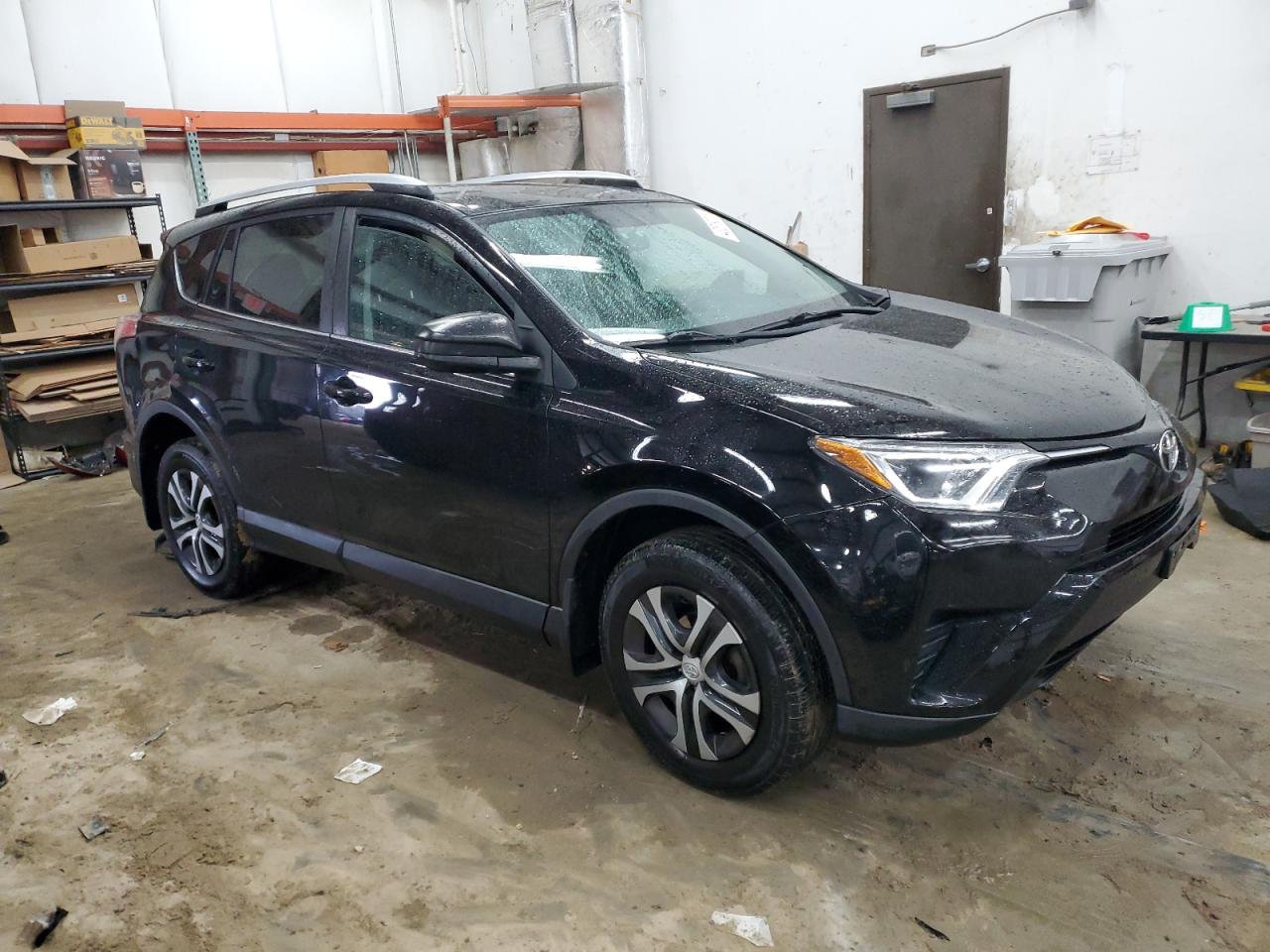 2016 Toyota RAV 4 - Image 4