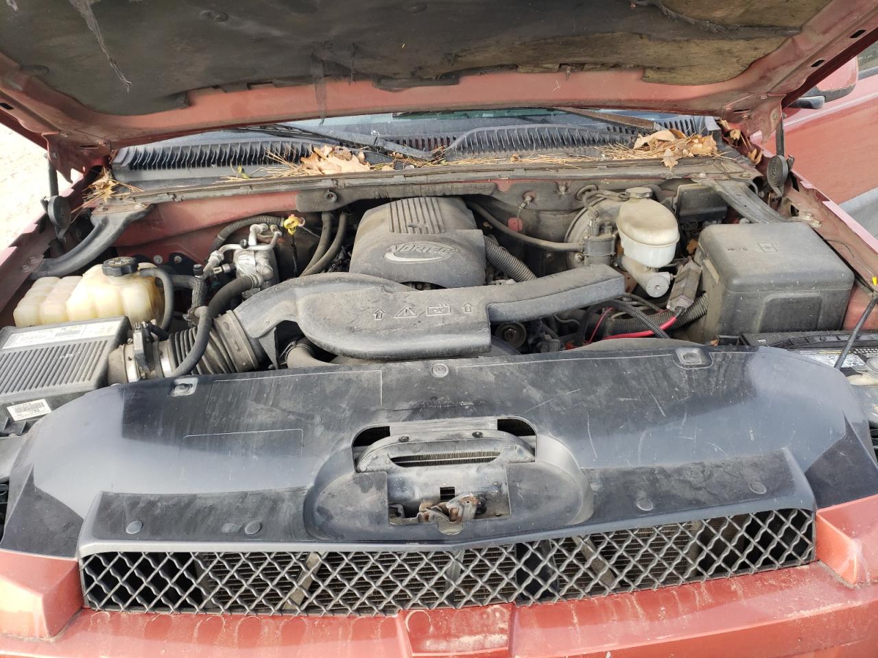 2003 Chevrolet Avalanche - Image 12