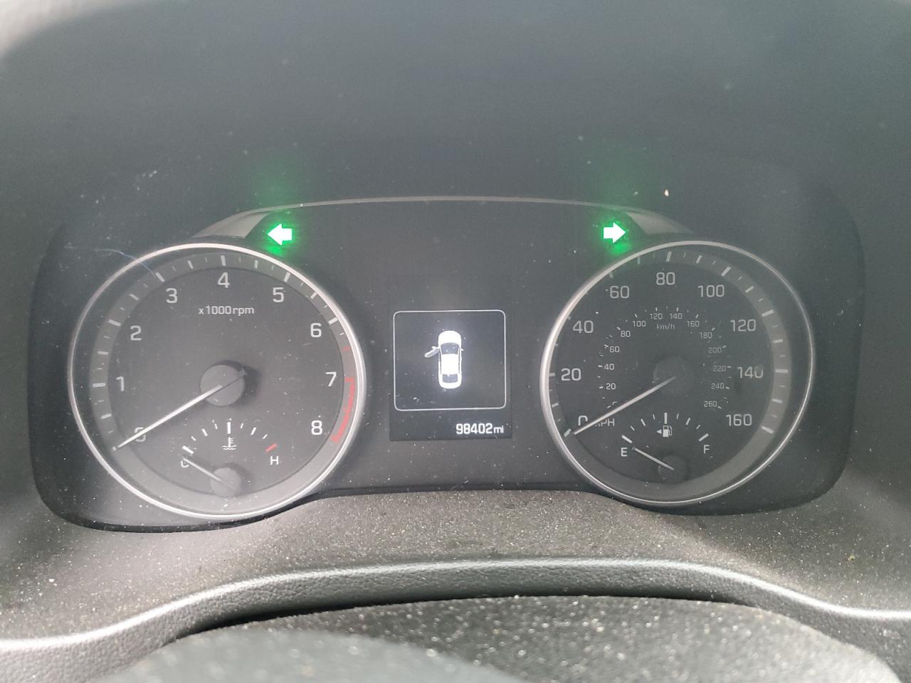 2017 Hyundai Elantra - Image 9